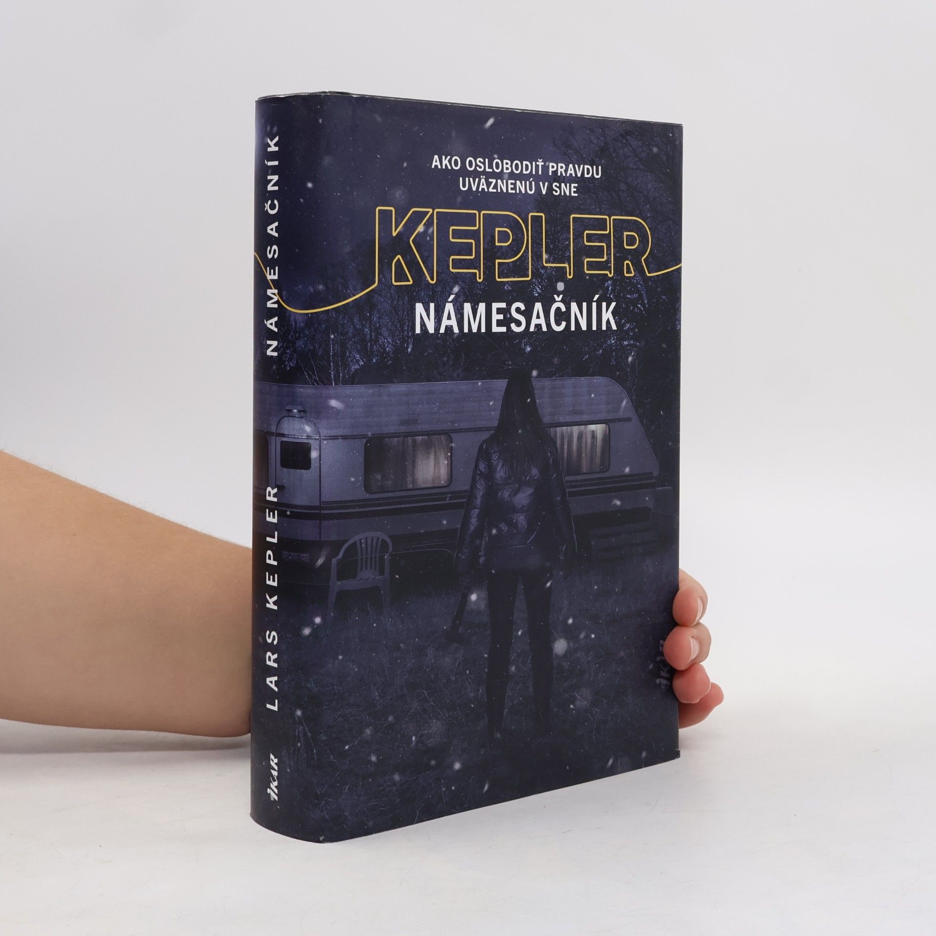 Lars Kepler Námesačník