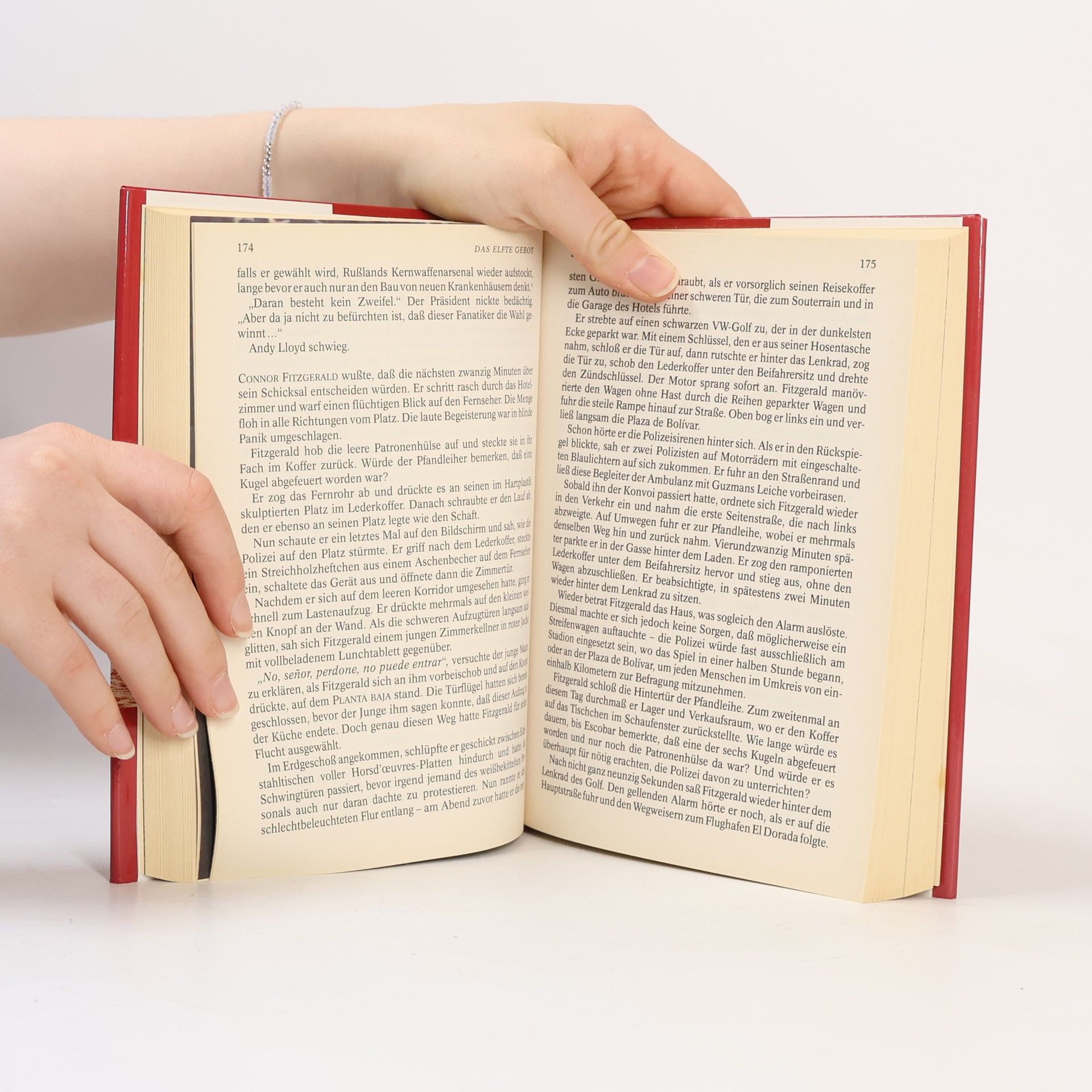 Evita Wolff Reader's Digest Auswahlbücher Bestseller-Sonderband 2001: Im Schatten des Pferdemondes / Das Elfte Gebot / Weit wie das Meer