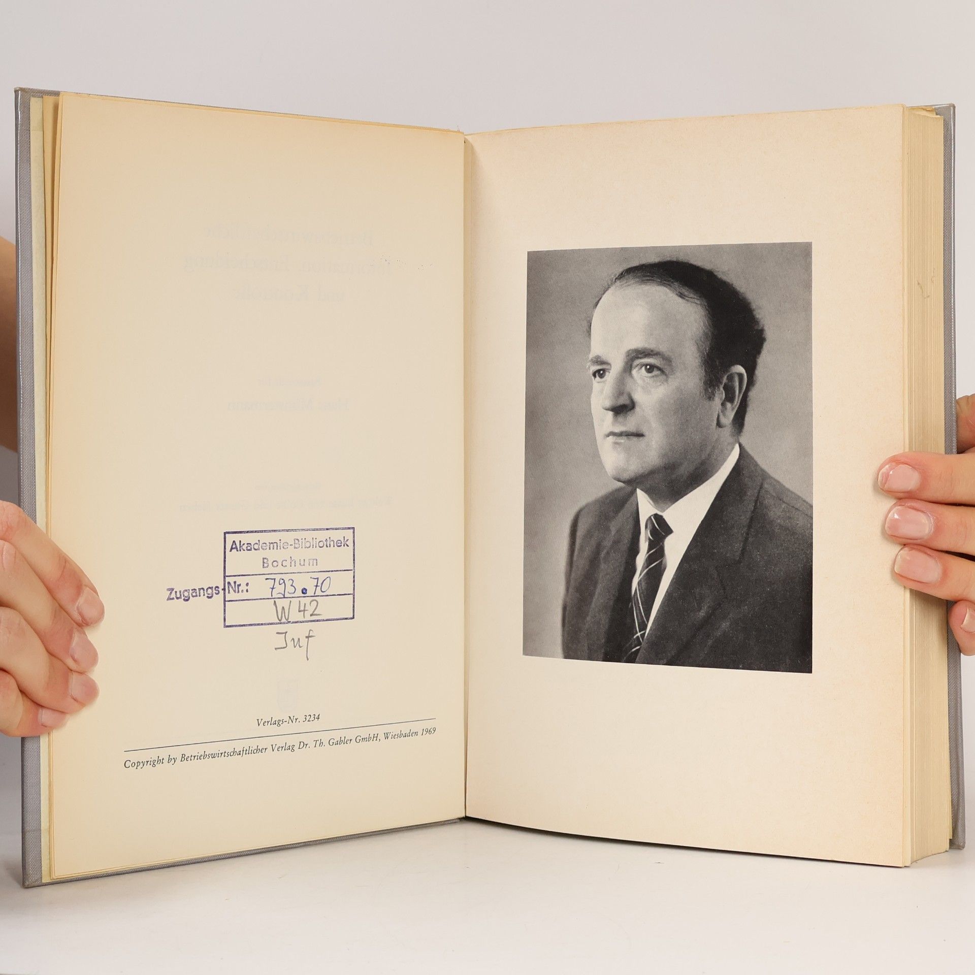 Walther Busse von Colbe Information, Entscheidung und Kontrolle