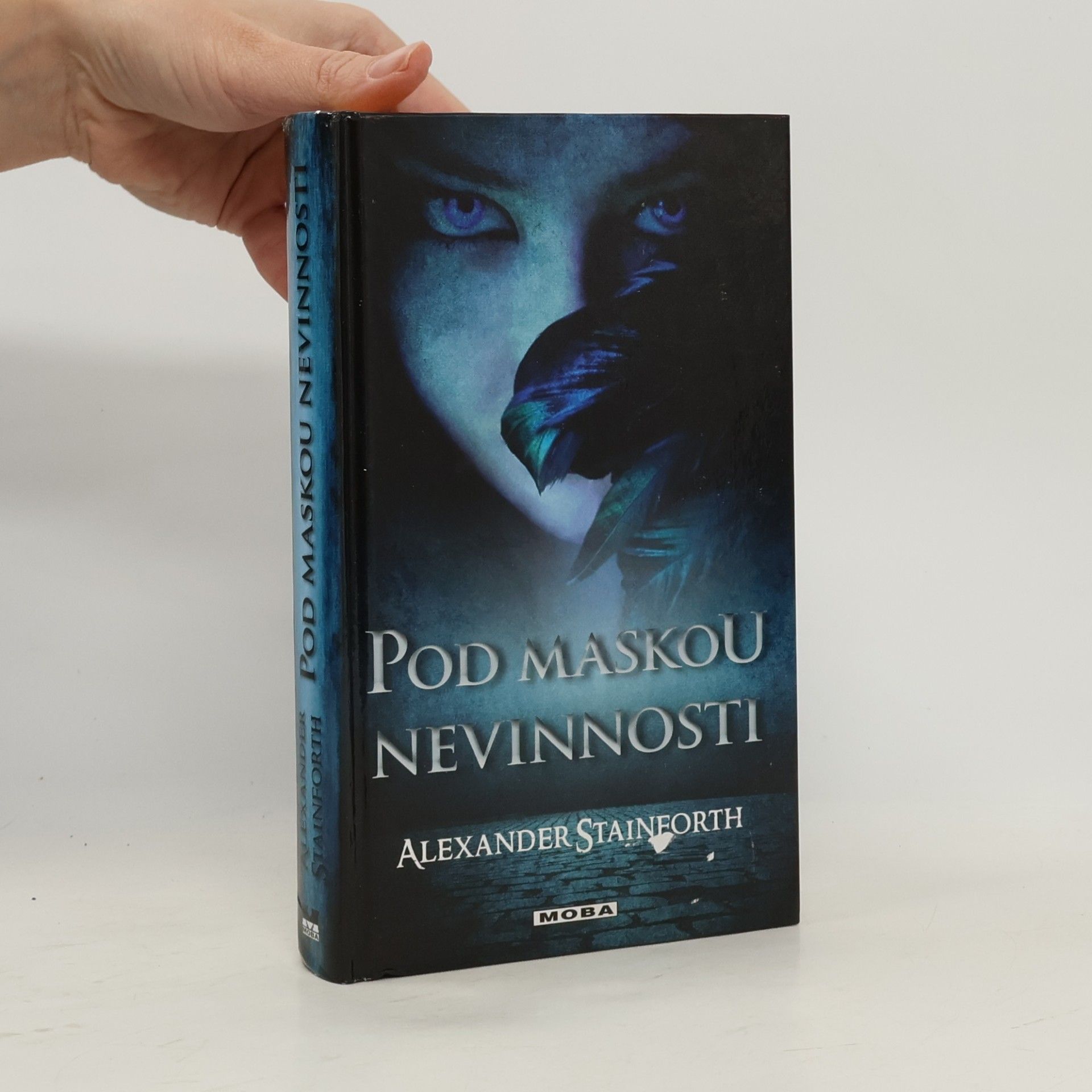 Alexander Stainforth Pod maskou nevinnosti