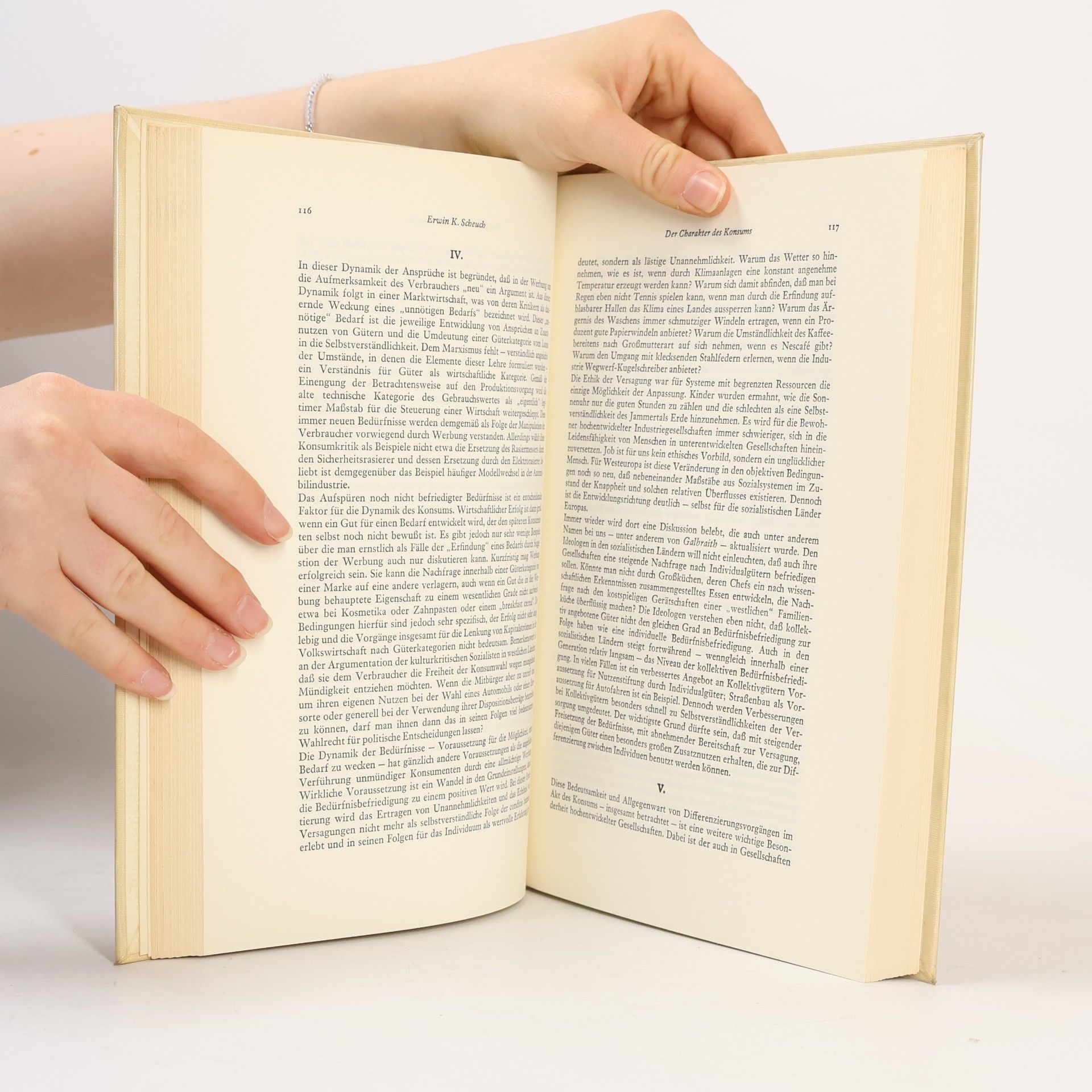 Hamburger Jahrbuch für Wirtschafts- und Gesellschaftspolitik. 20. Jahr 1975