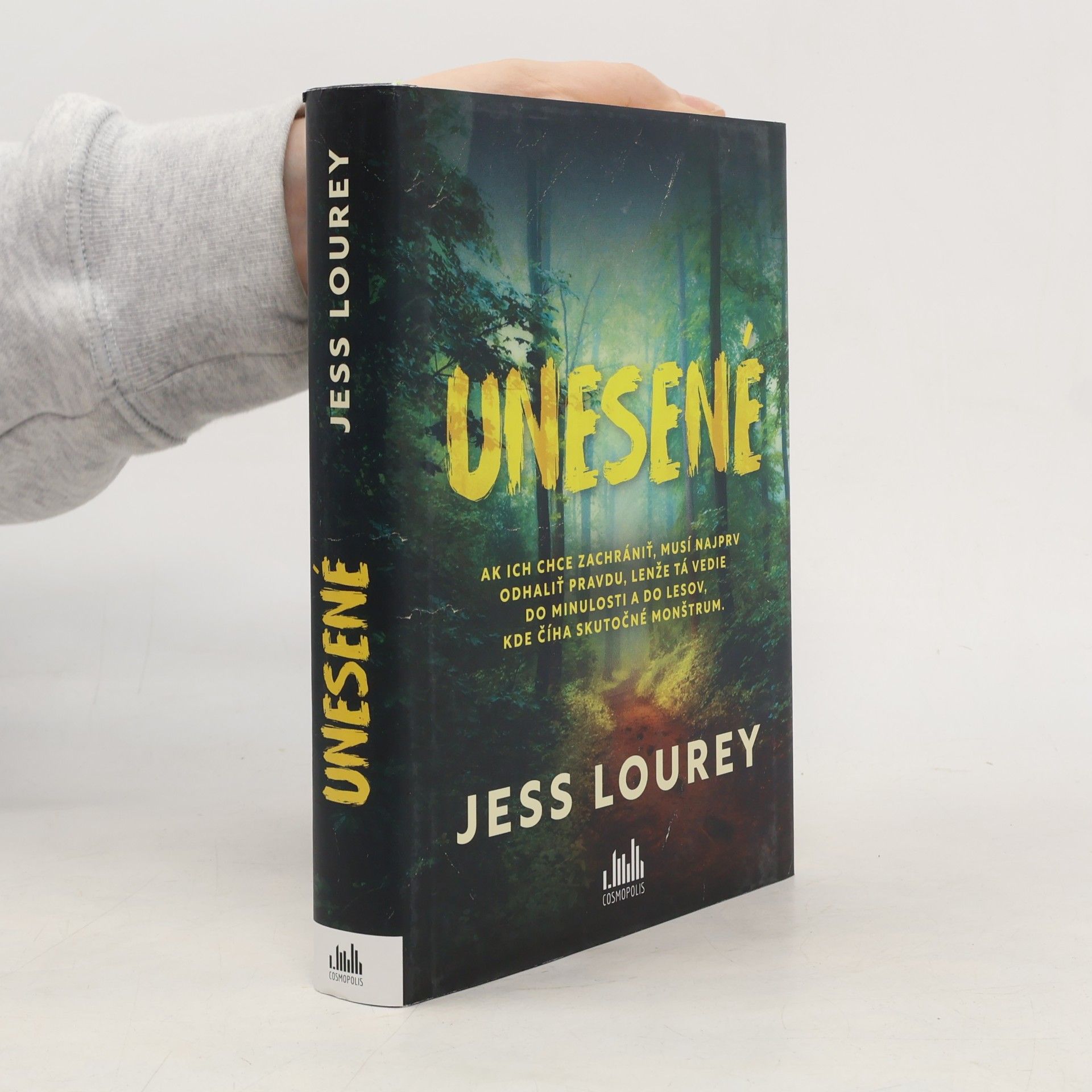 Jess Lourey Unesené