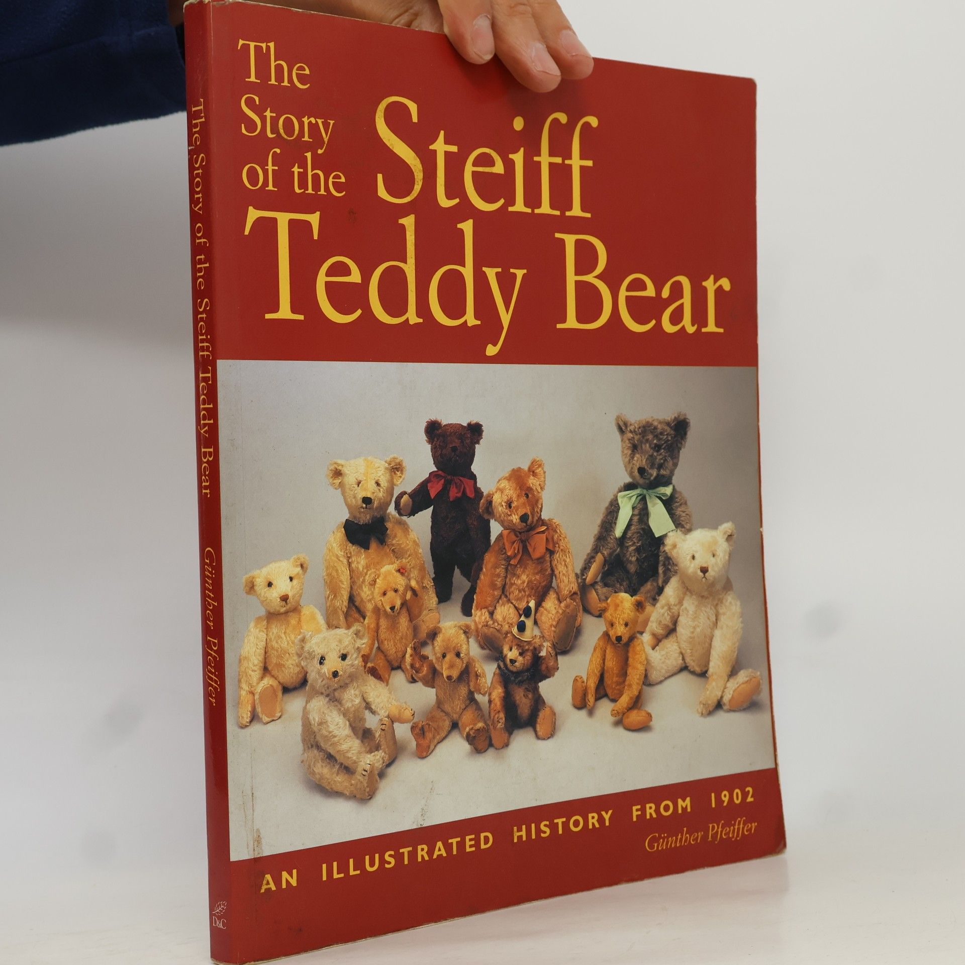 Günther Pfeiffer The Story of the Steiff Teddy Bear