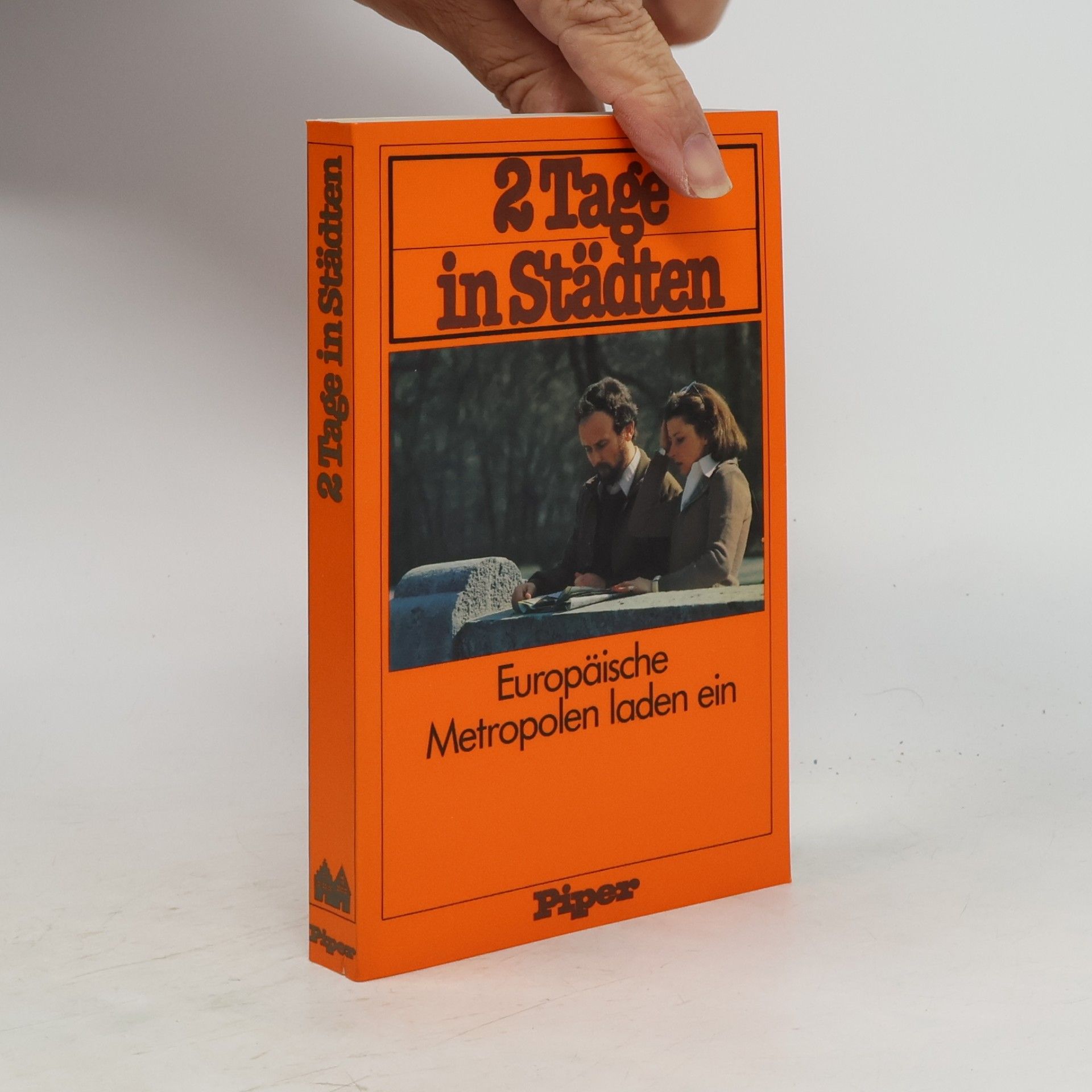 2 [Zwei] Tage in Städten