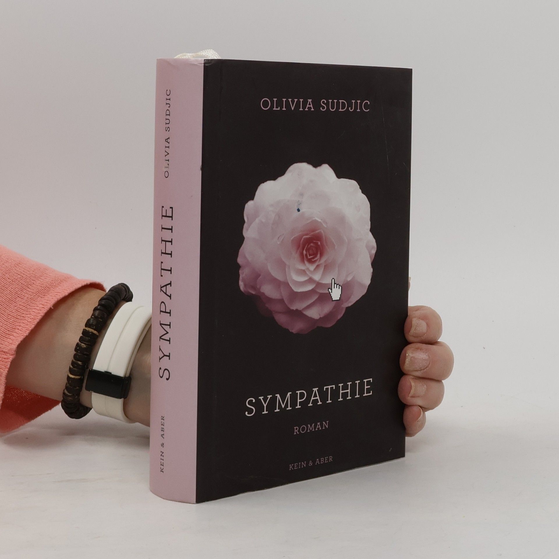 Olivia Sudjic Sympathie