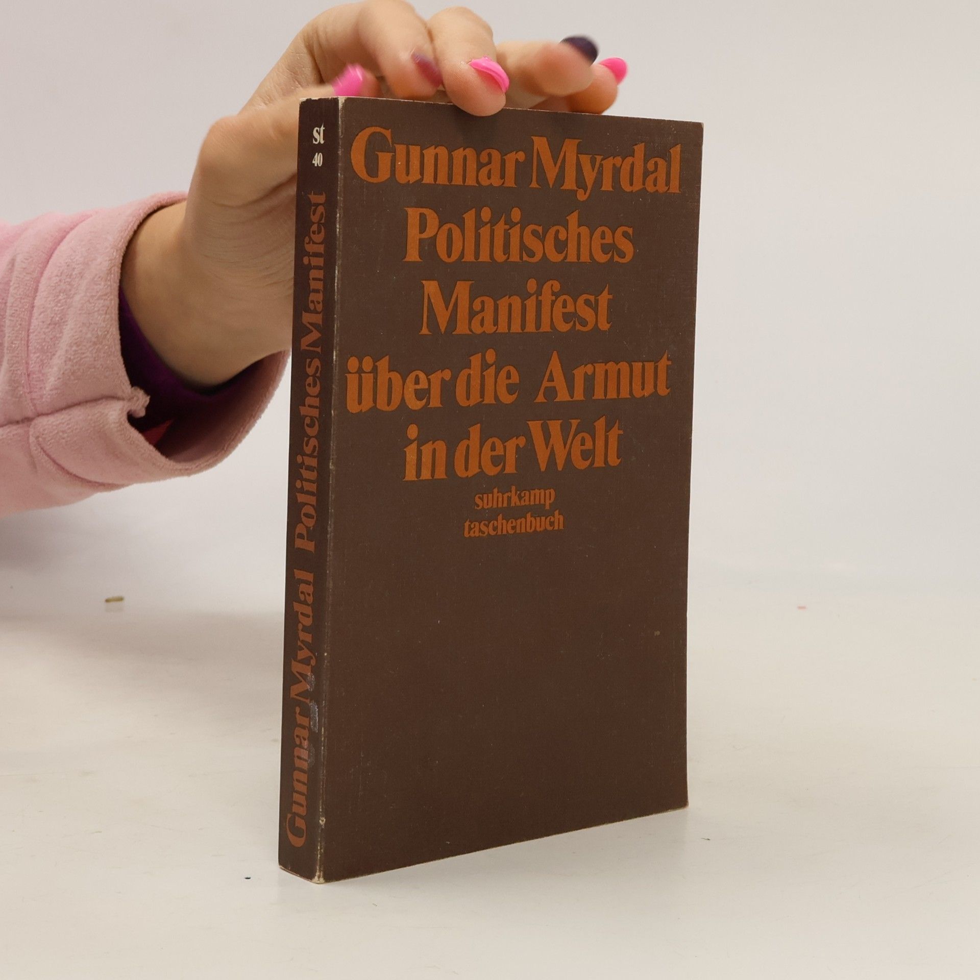 Politisches Manifest über die Armut in der Welt