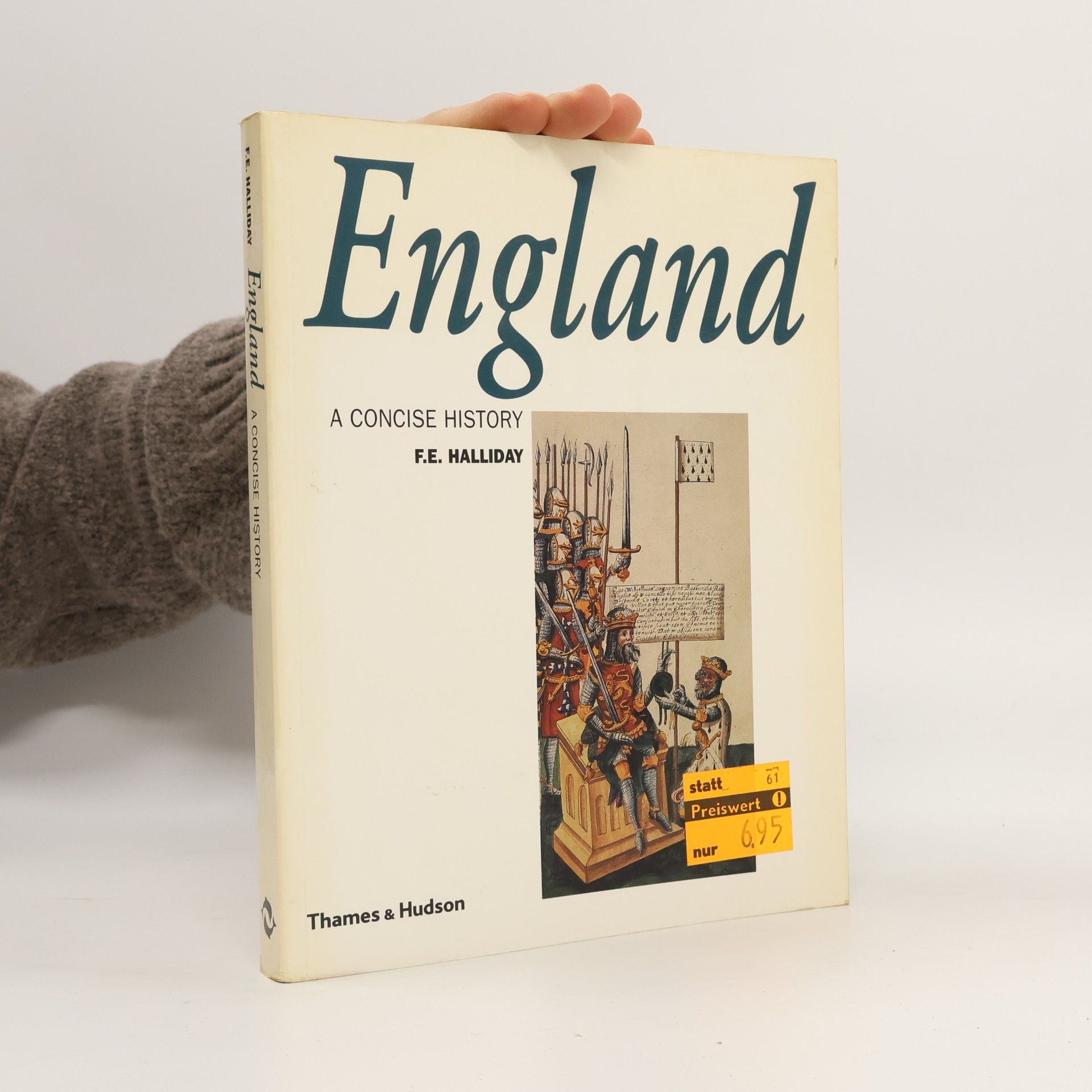A Concise History of England from Stonehenge to the Microchip