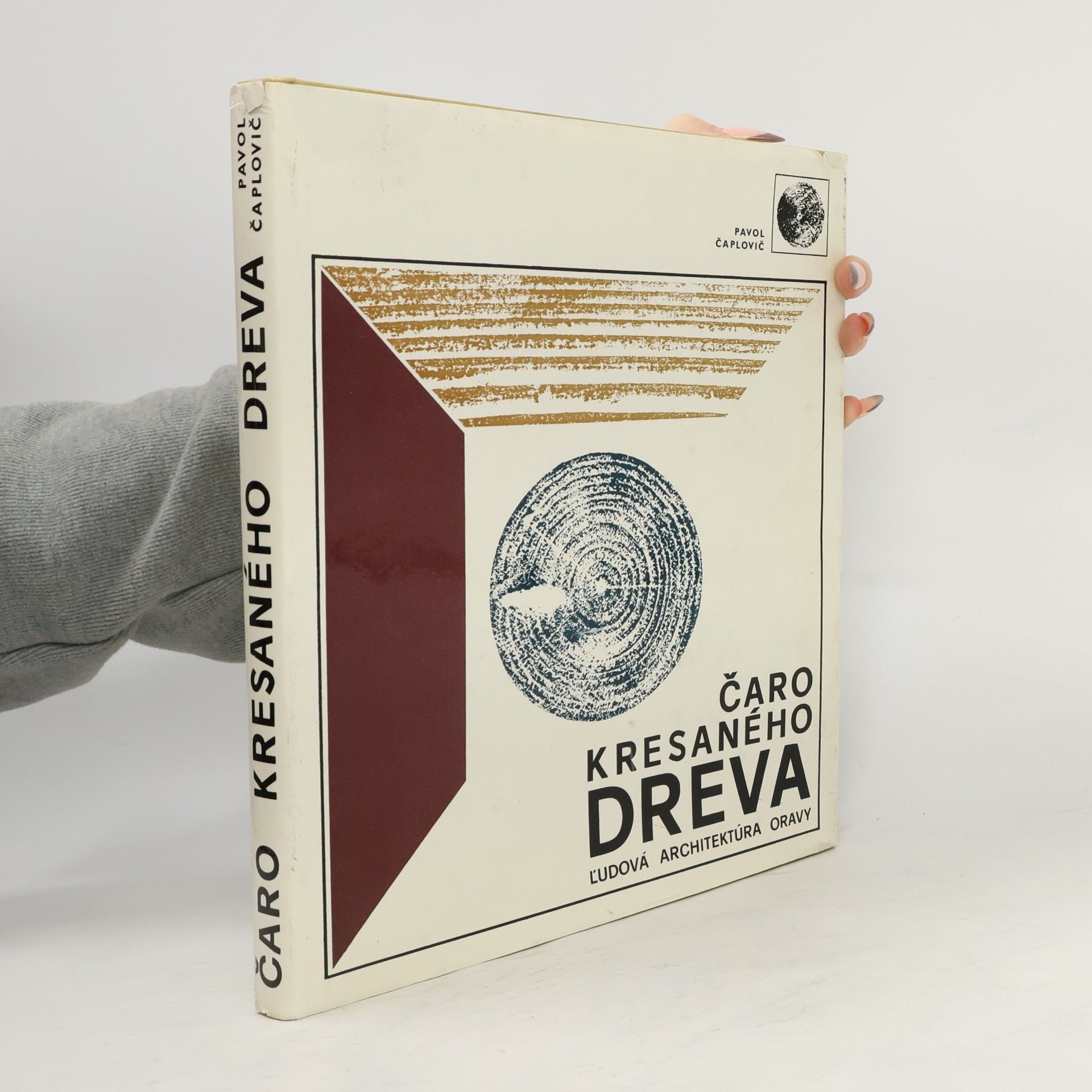 Čaro kresaného dreva