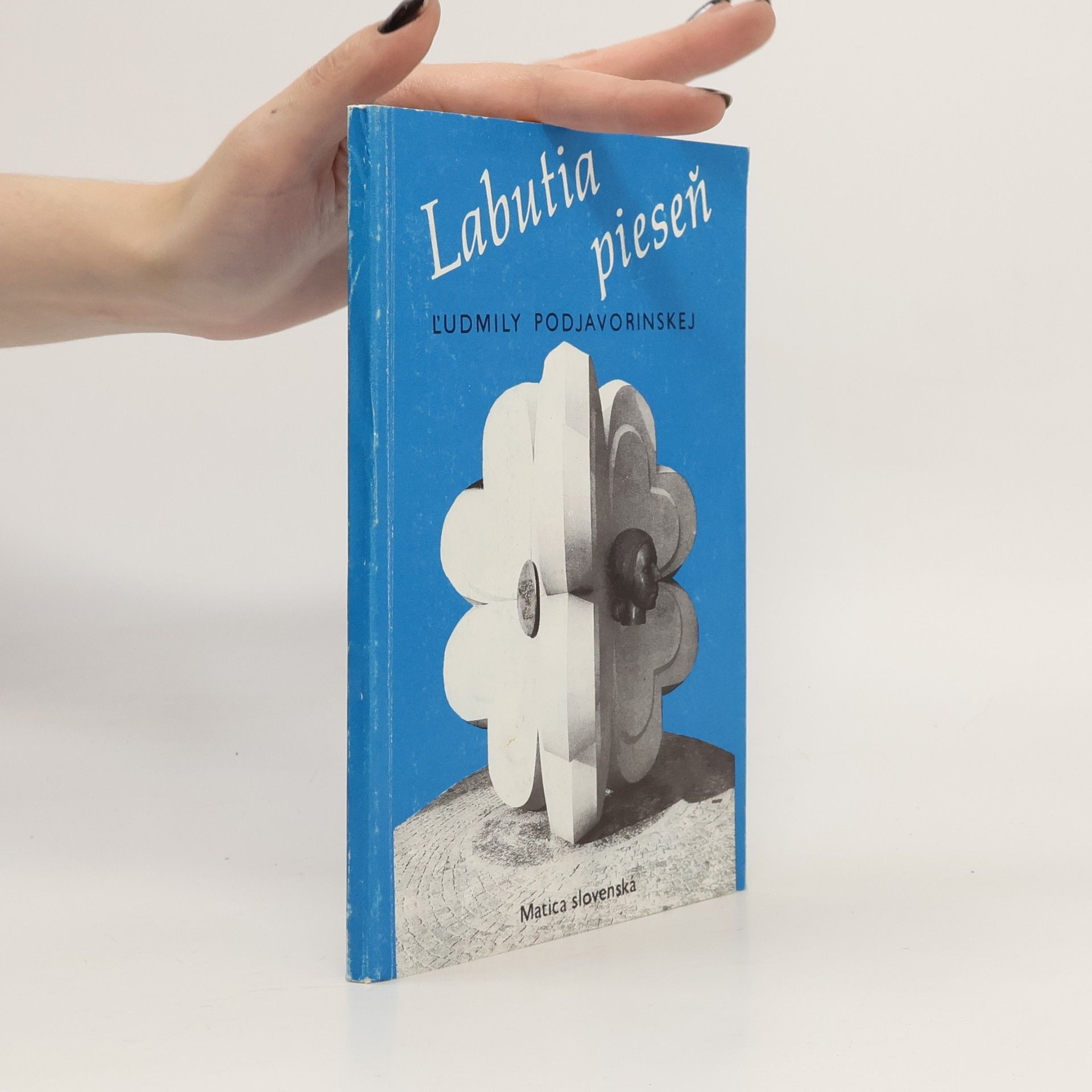 Labutia pieseň Lʾudmily Podjavorinskej