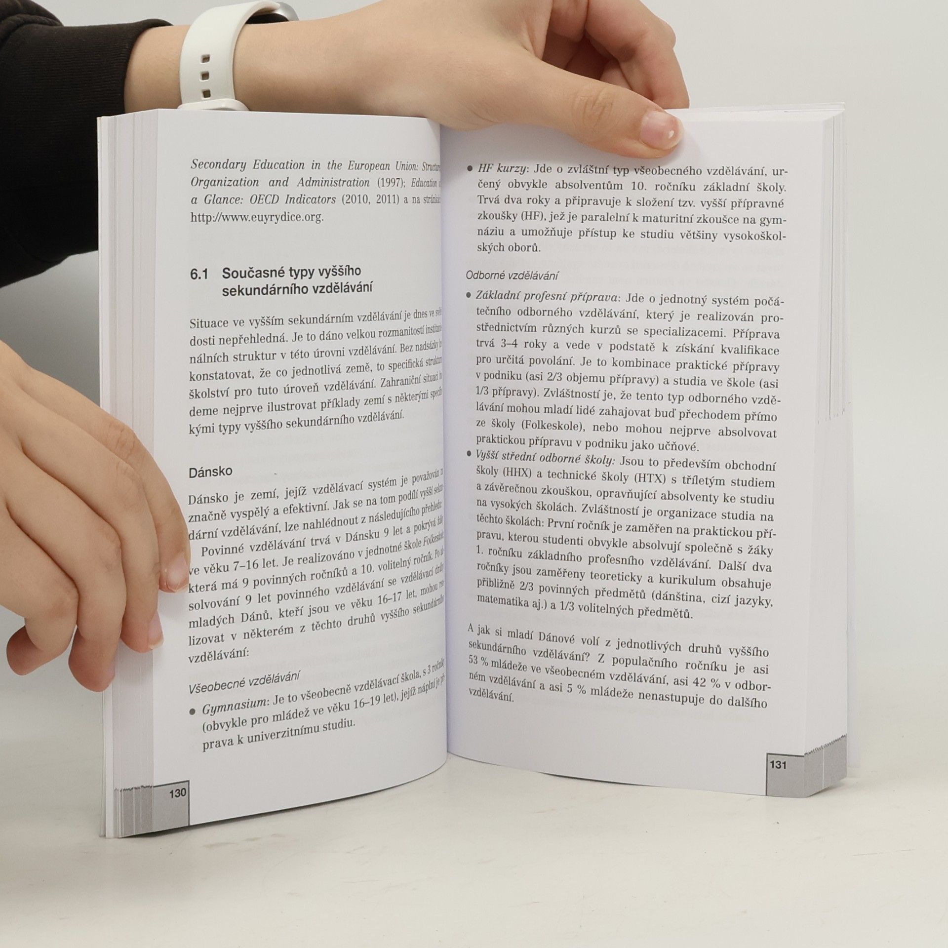 Jan Průcha Srovnávací pedagogika