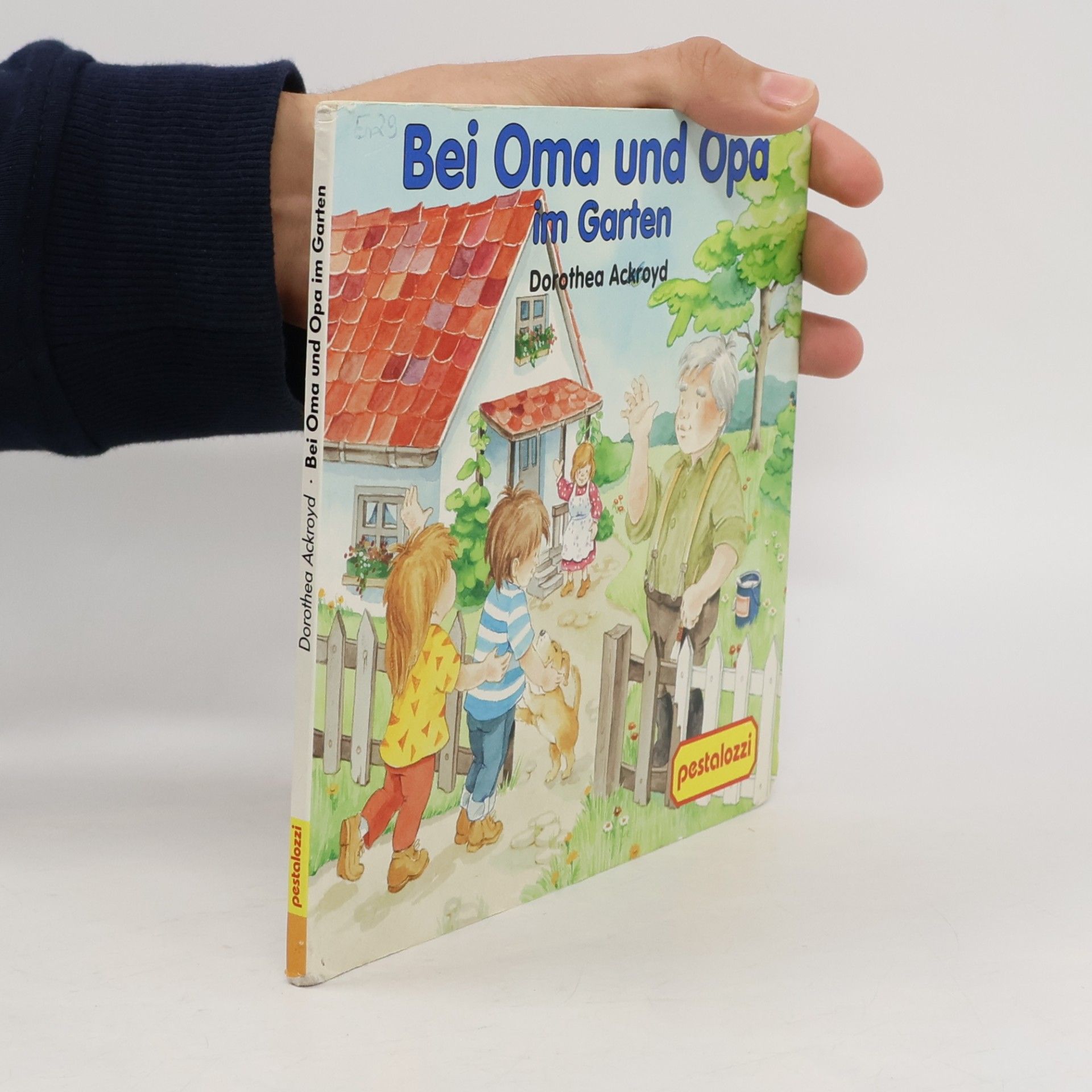 Bei Oma und Opa im Garten