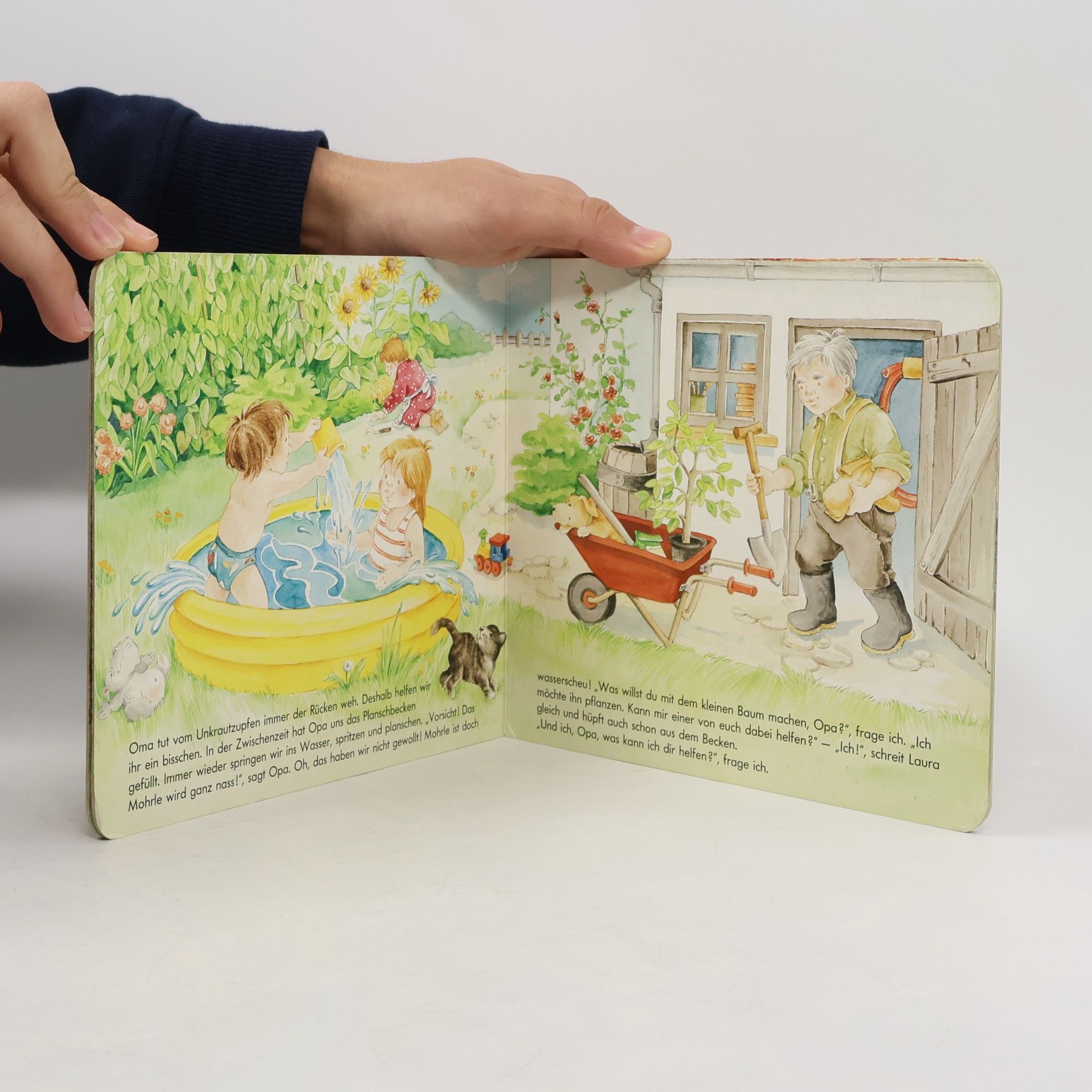 Dorothea Ackroyd Bei Oma und Opa im Garten