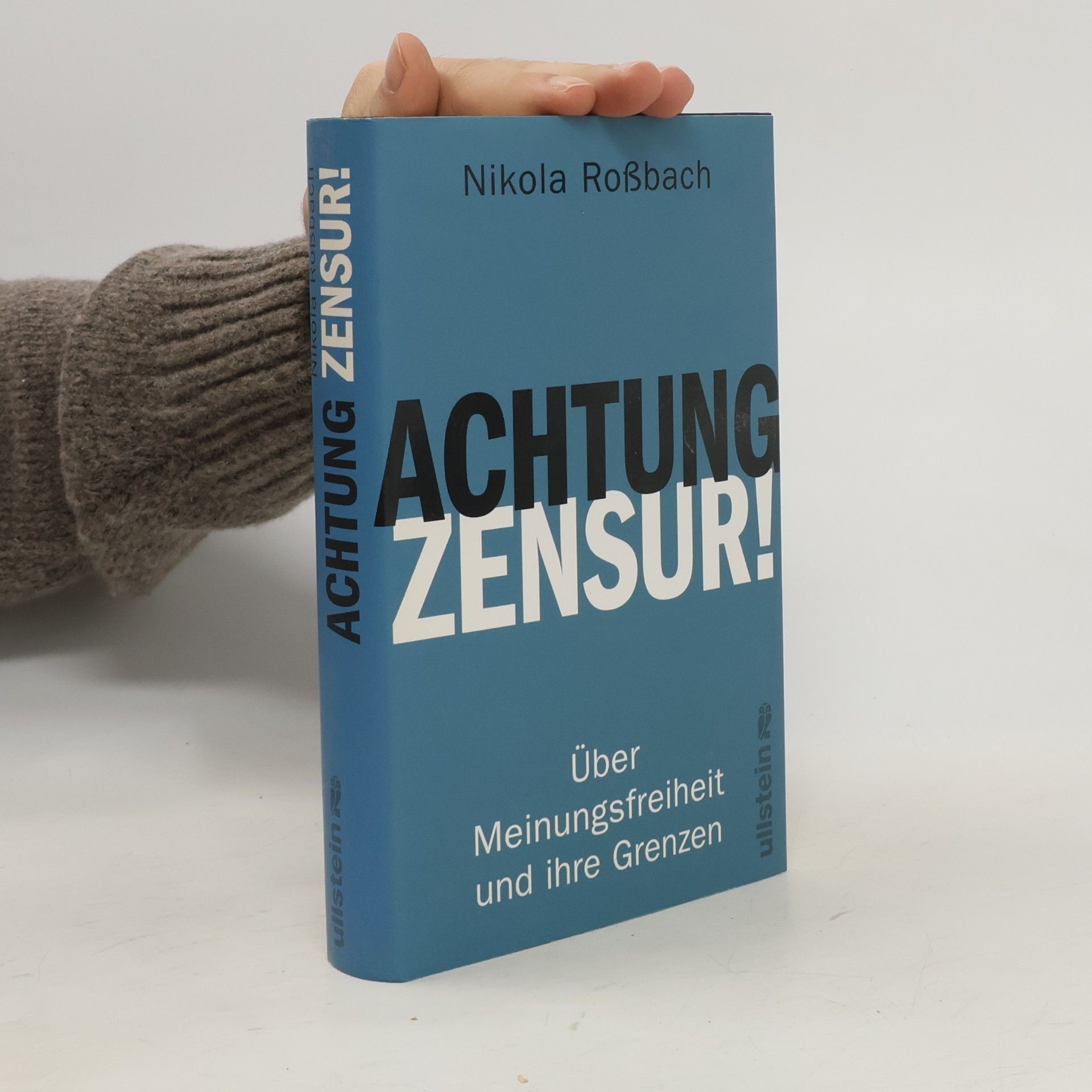 Achtung, Zensur!