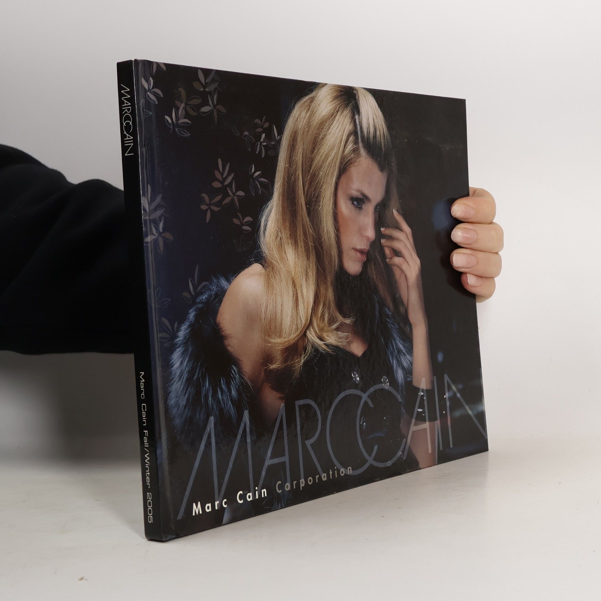 Autorenkollektiv Marc Cain Fall/Winter 2005
