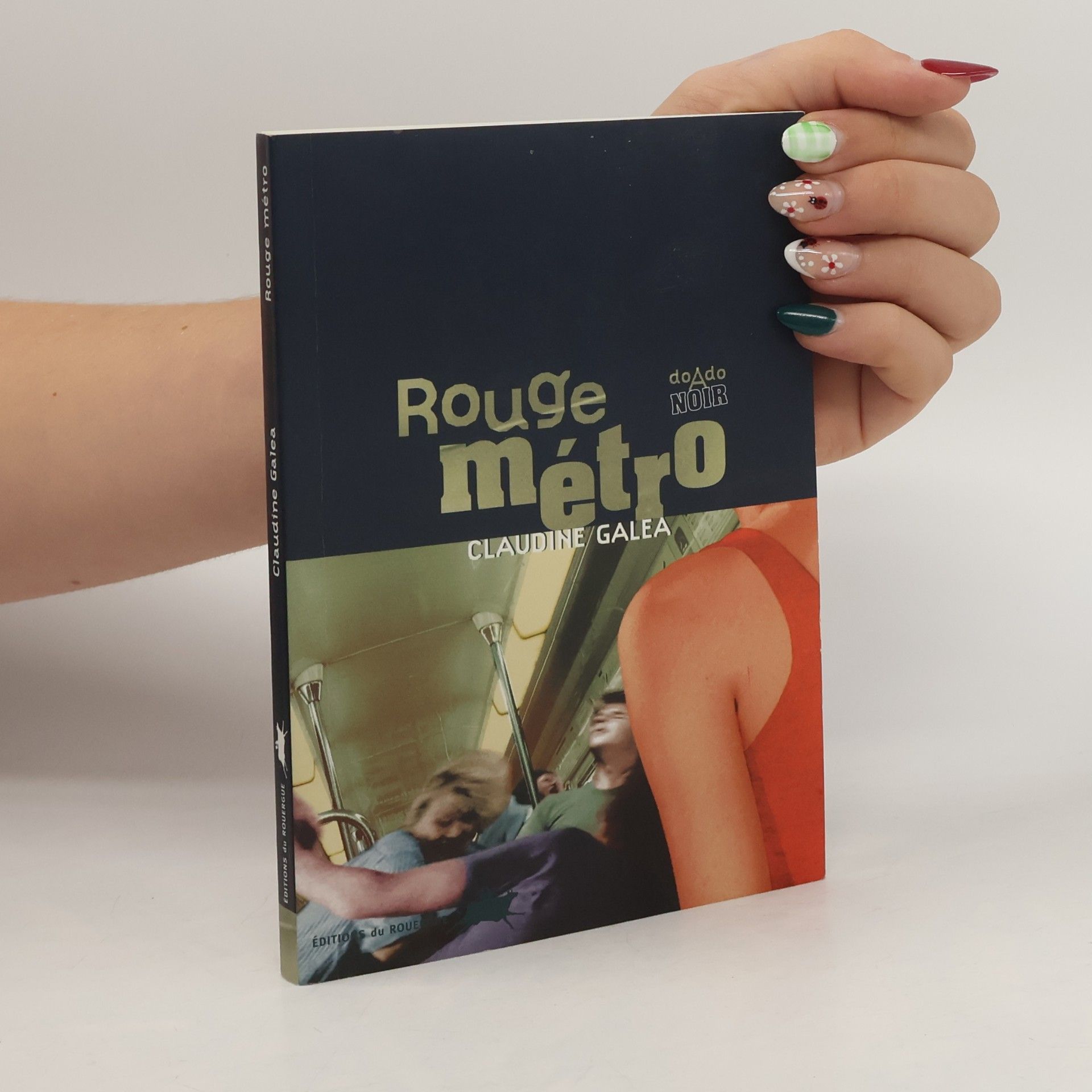Claudine Galea Rouge métro