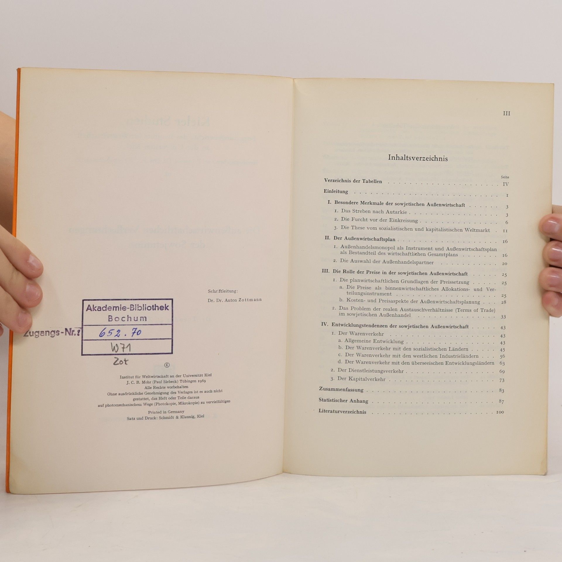 Dr. Theodor D. Zotschew Die außenwirtschaftlichen Verflechtungen der Sowjetunion
