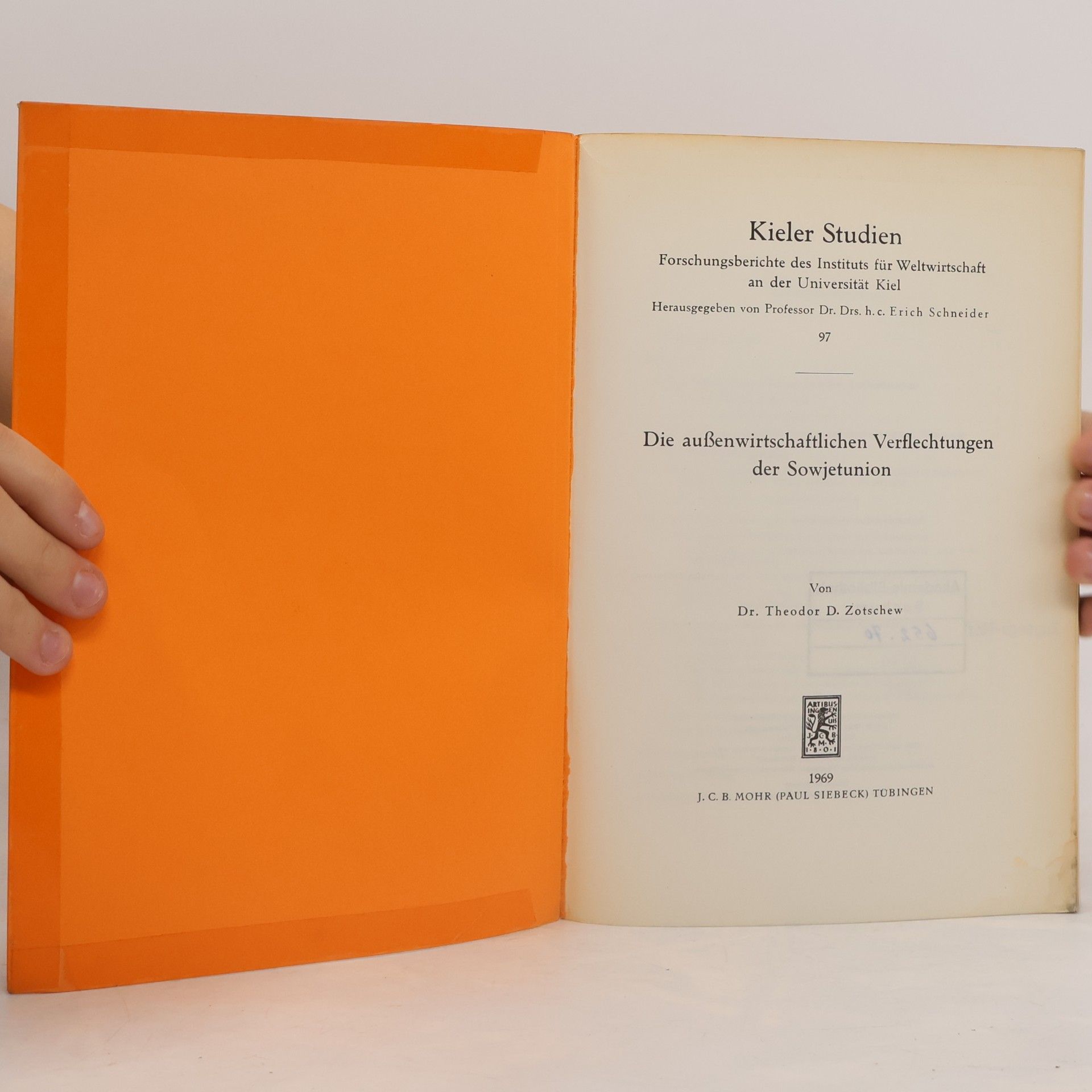 Dr. Theodor D. Zotschew Die außenwirtschaftlichen Verflechtungen der Sowjetunion