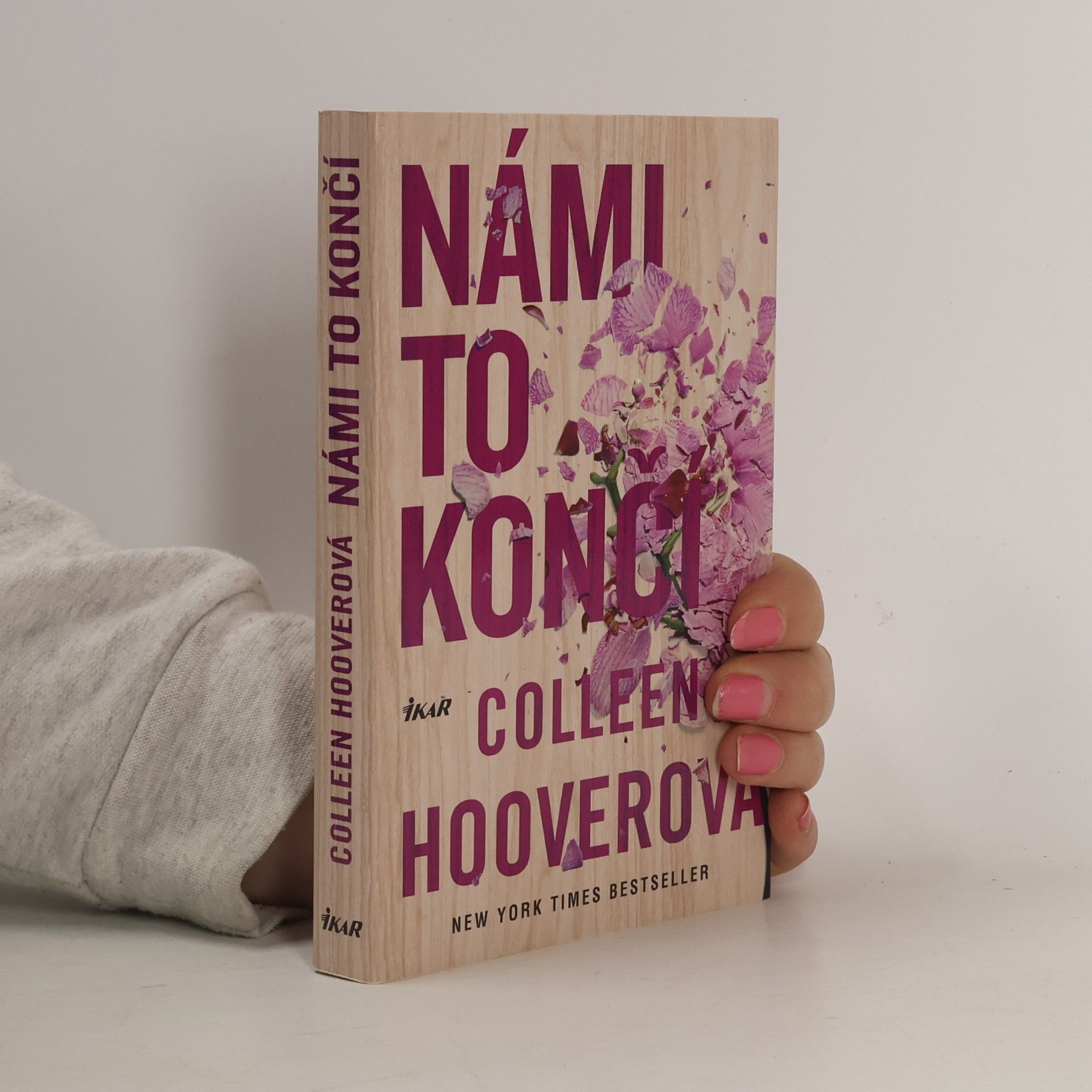 Colleen Hoover Námi to končí