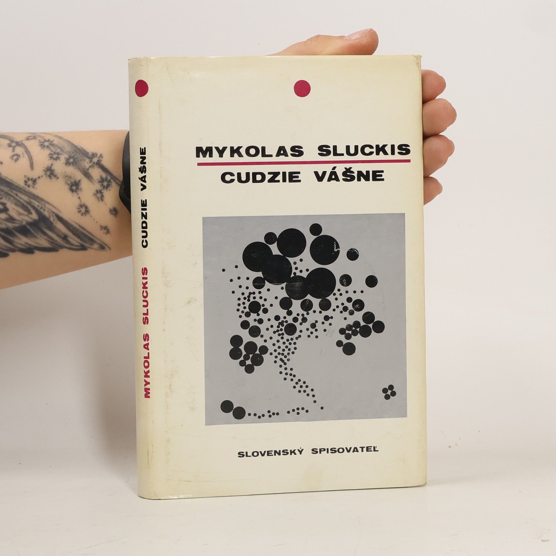 Sluckis Mykolas Cudzie vášně