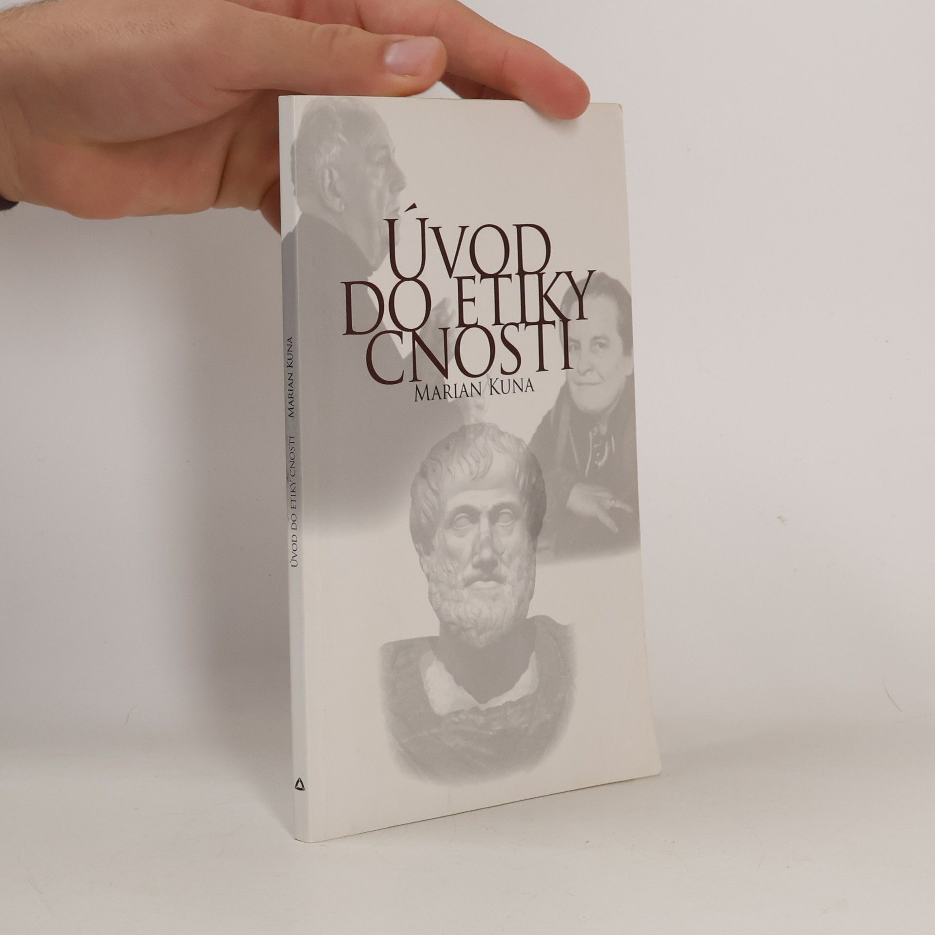 Úvod do etiky cnosti