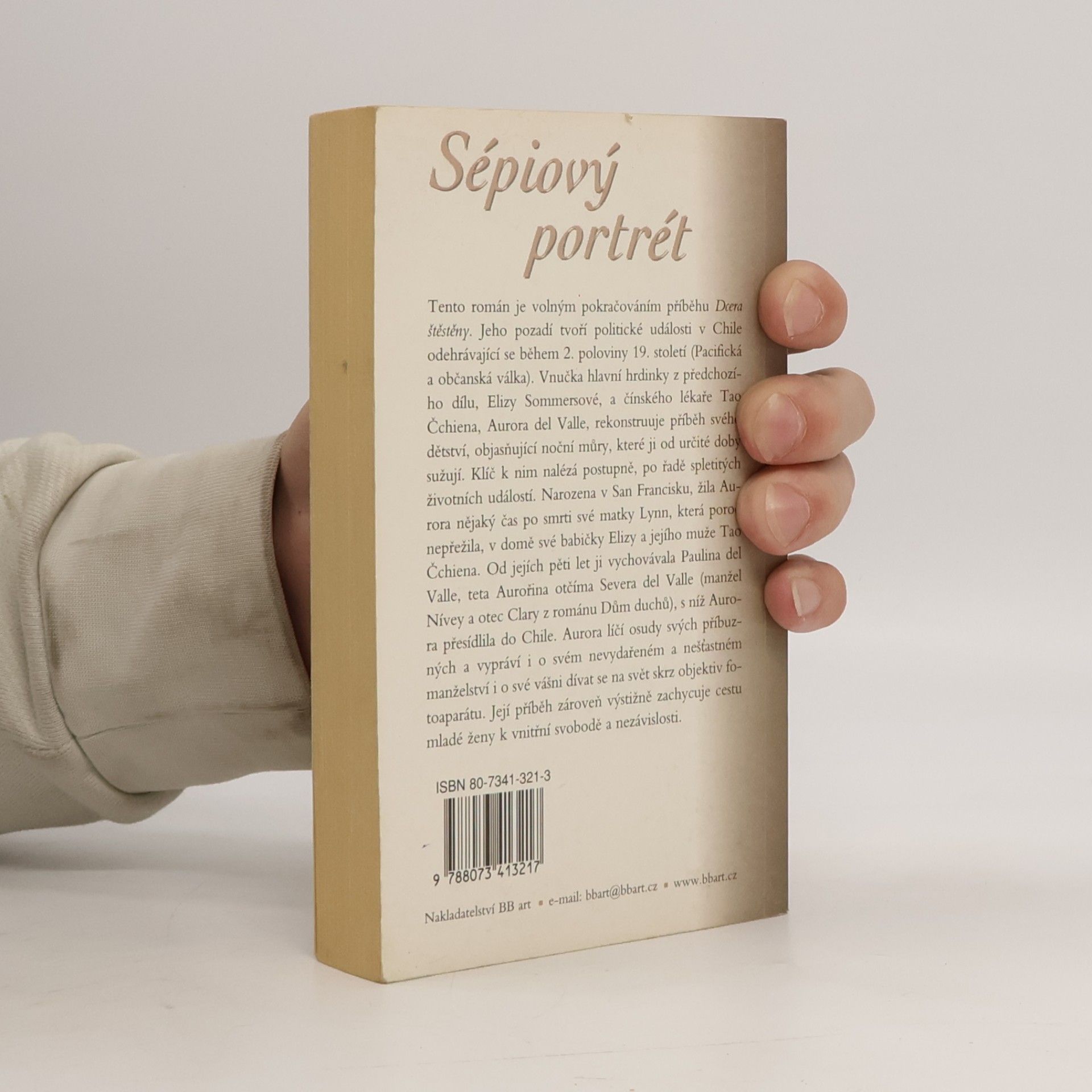 Isabel Allende Sépiový portrét
