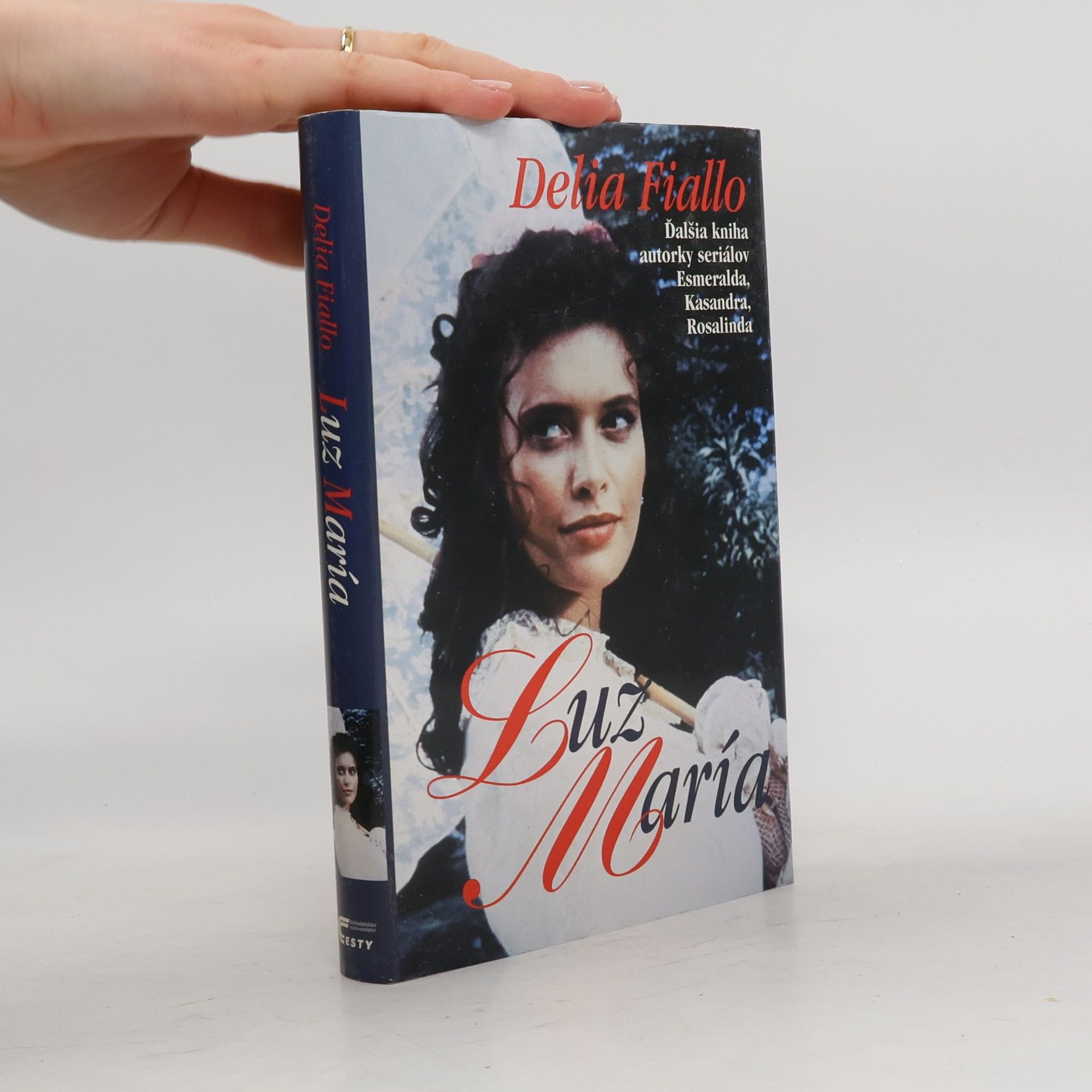Delia Fiallo Luz María