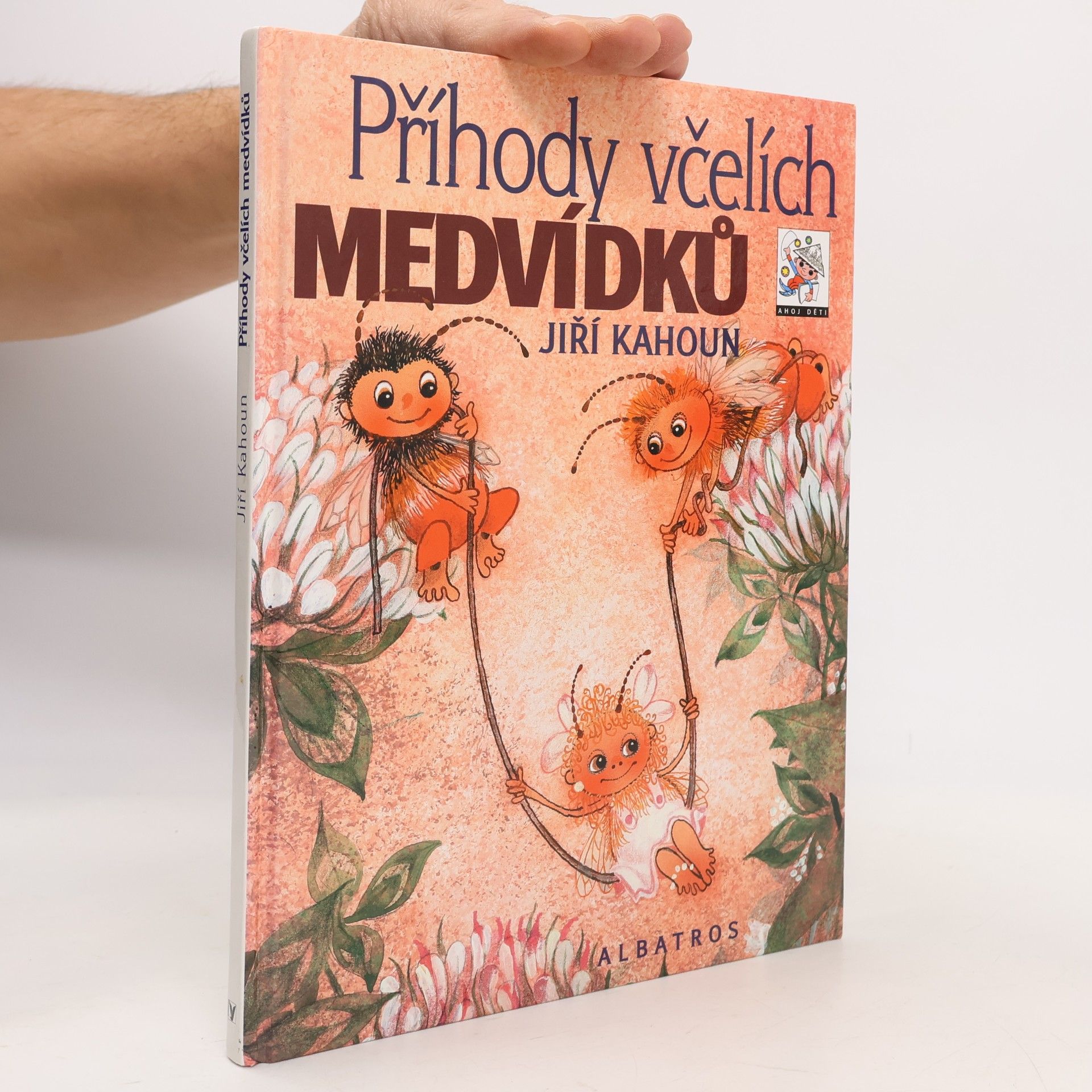 Příhody včelích medvídků