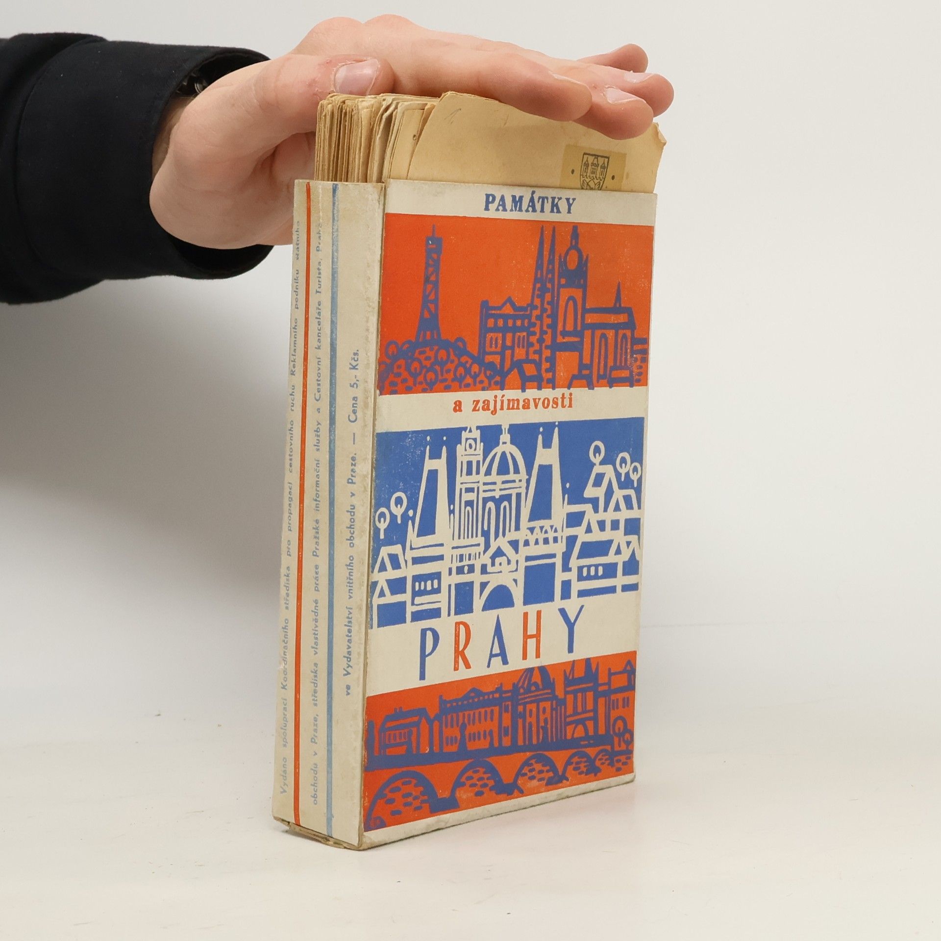 Various authors Památky a zajímavosti Prahy