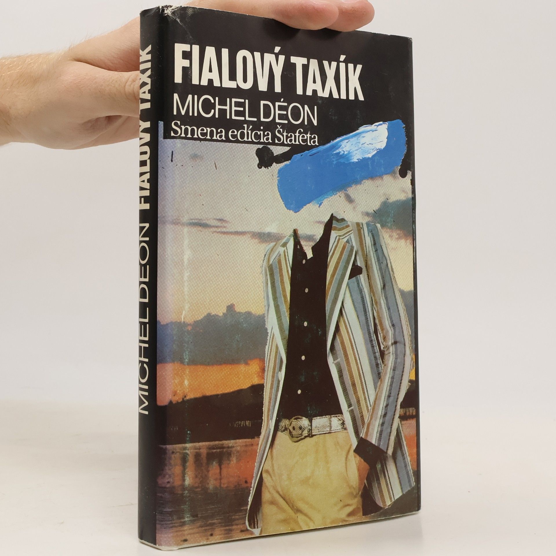 Fialový taxík