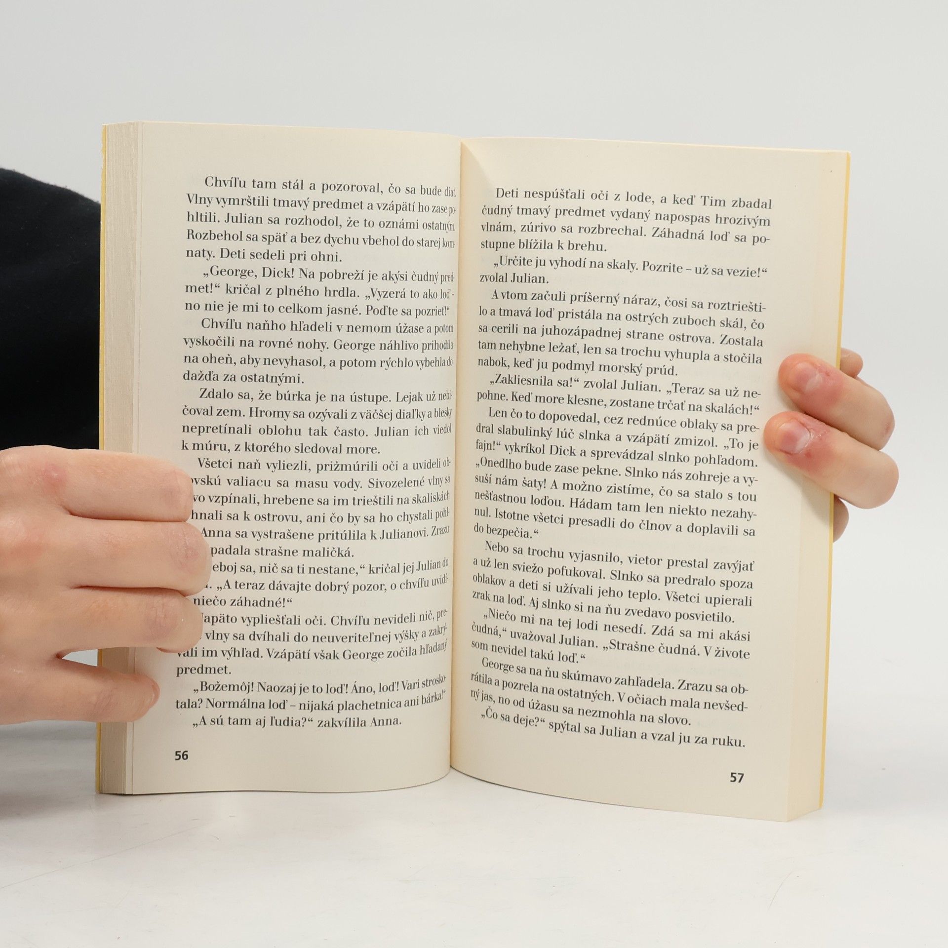 Enid Blyton Slávna 5 na ostrove pokladov
