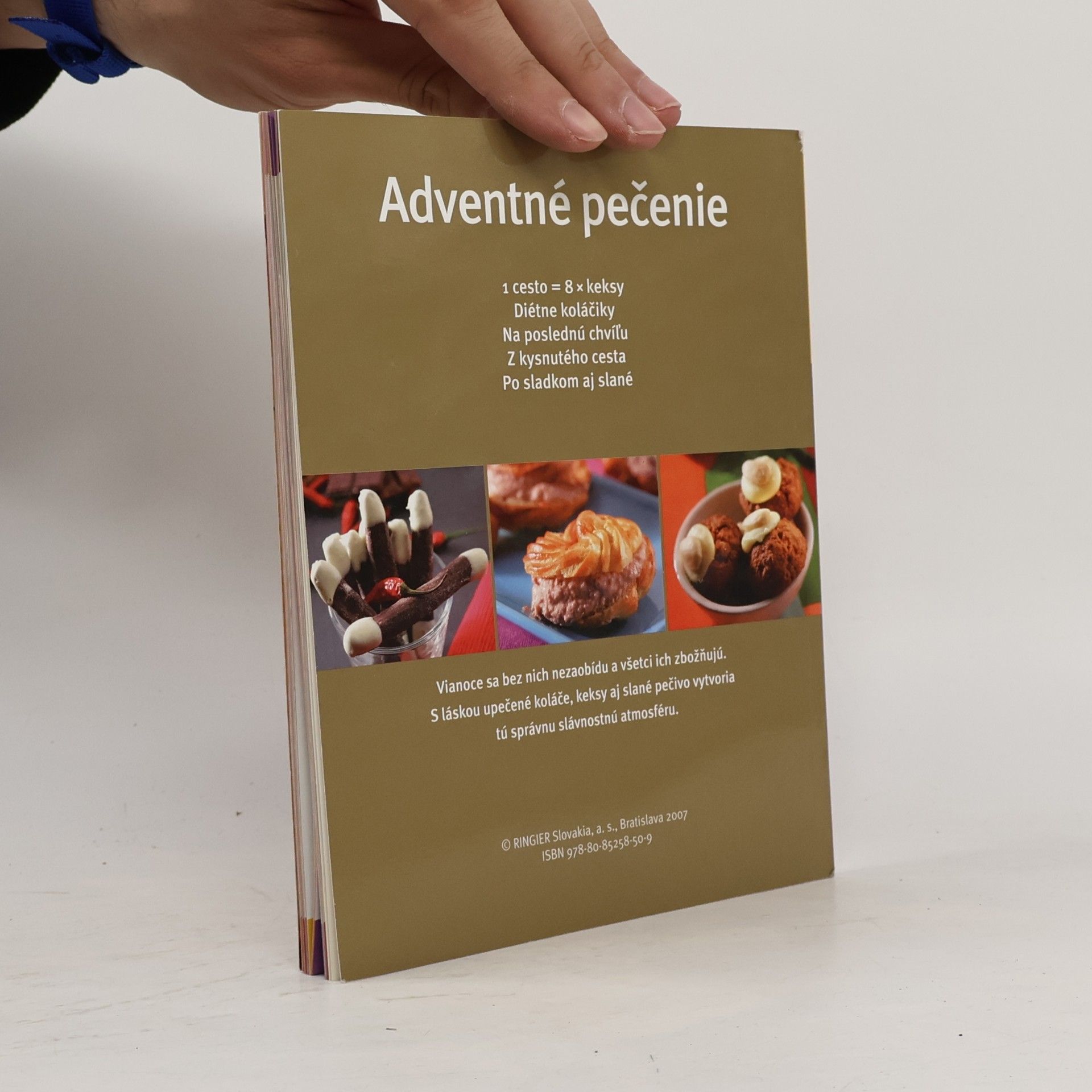Veronika Lucáková Adventné pečenie