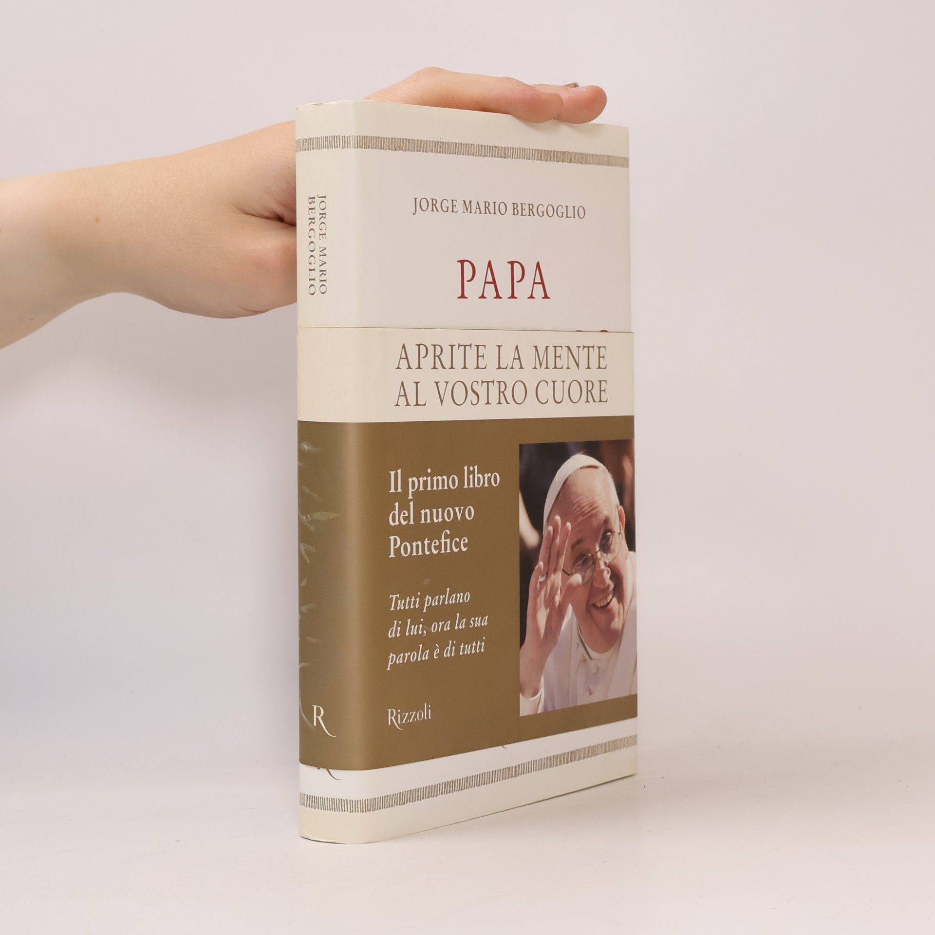 Papst Franziskus Aprite la mente al vostro cuore