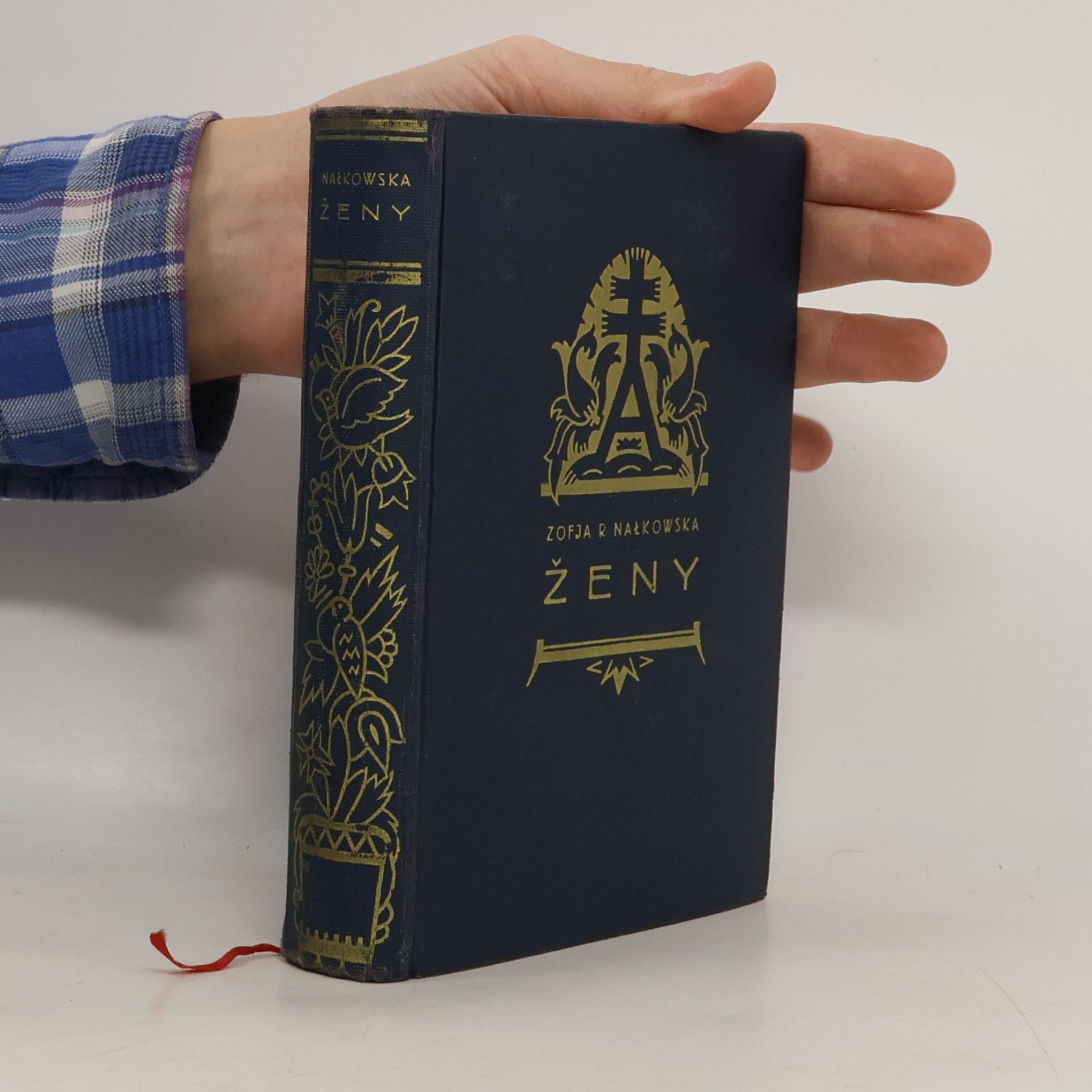 Ženy