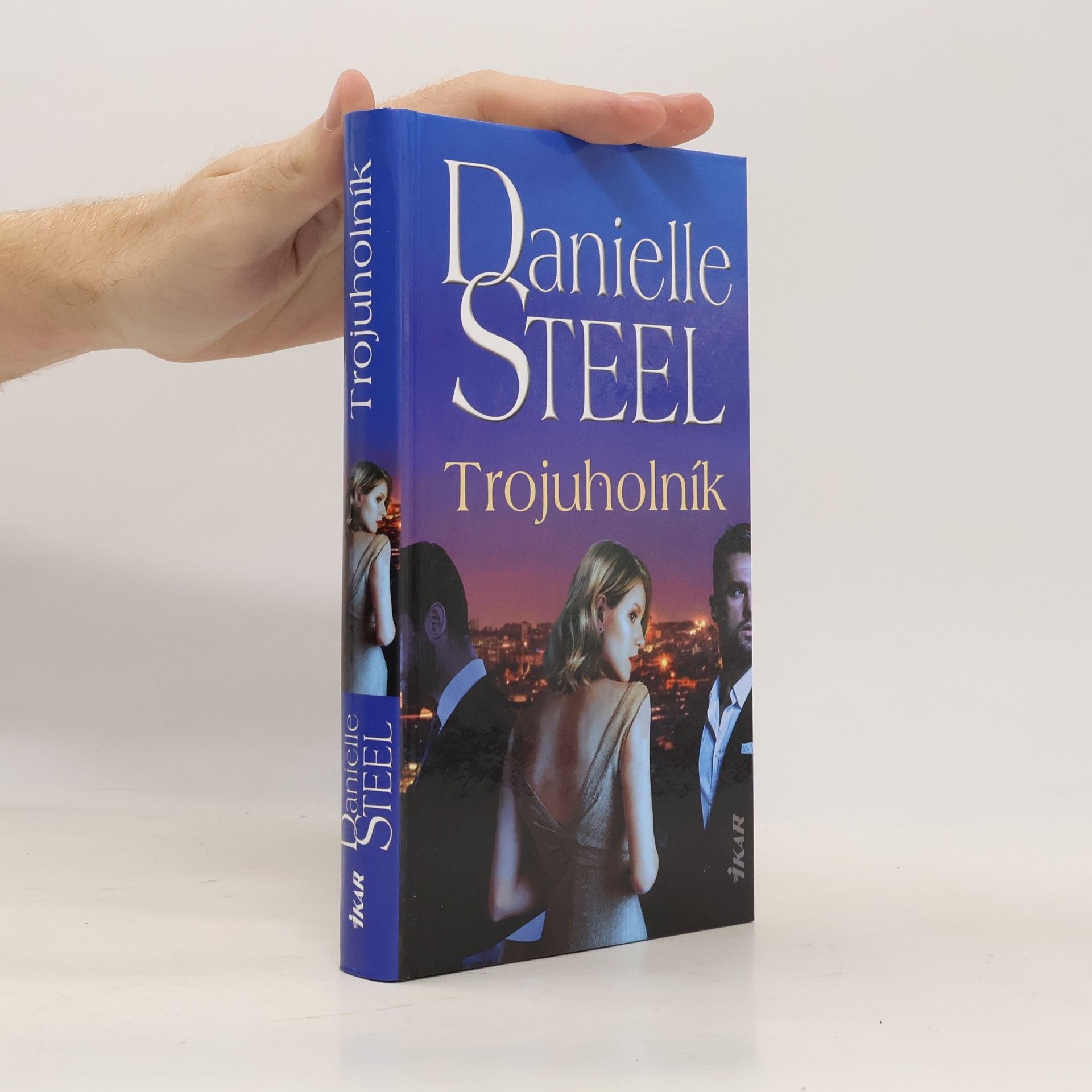 Danielle Steel Trojuholník