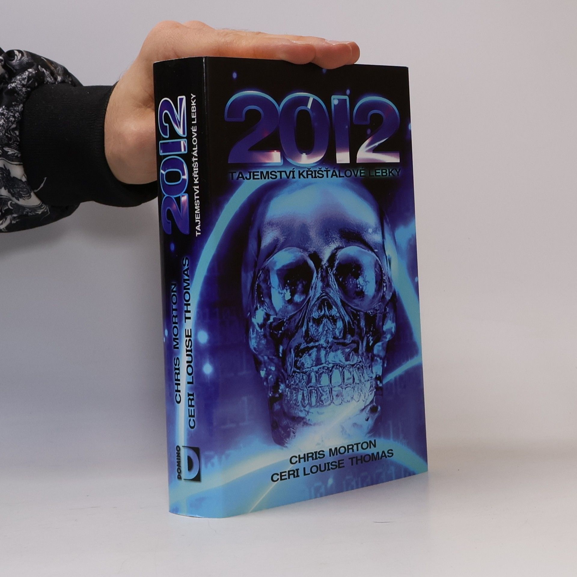 2012: tajemství křišťálové lebky