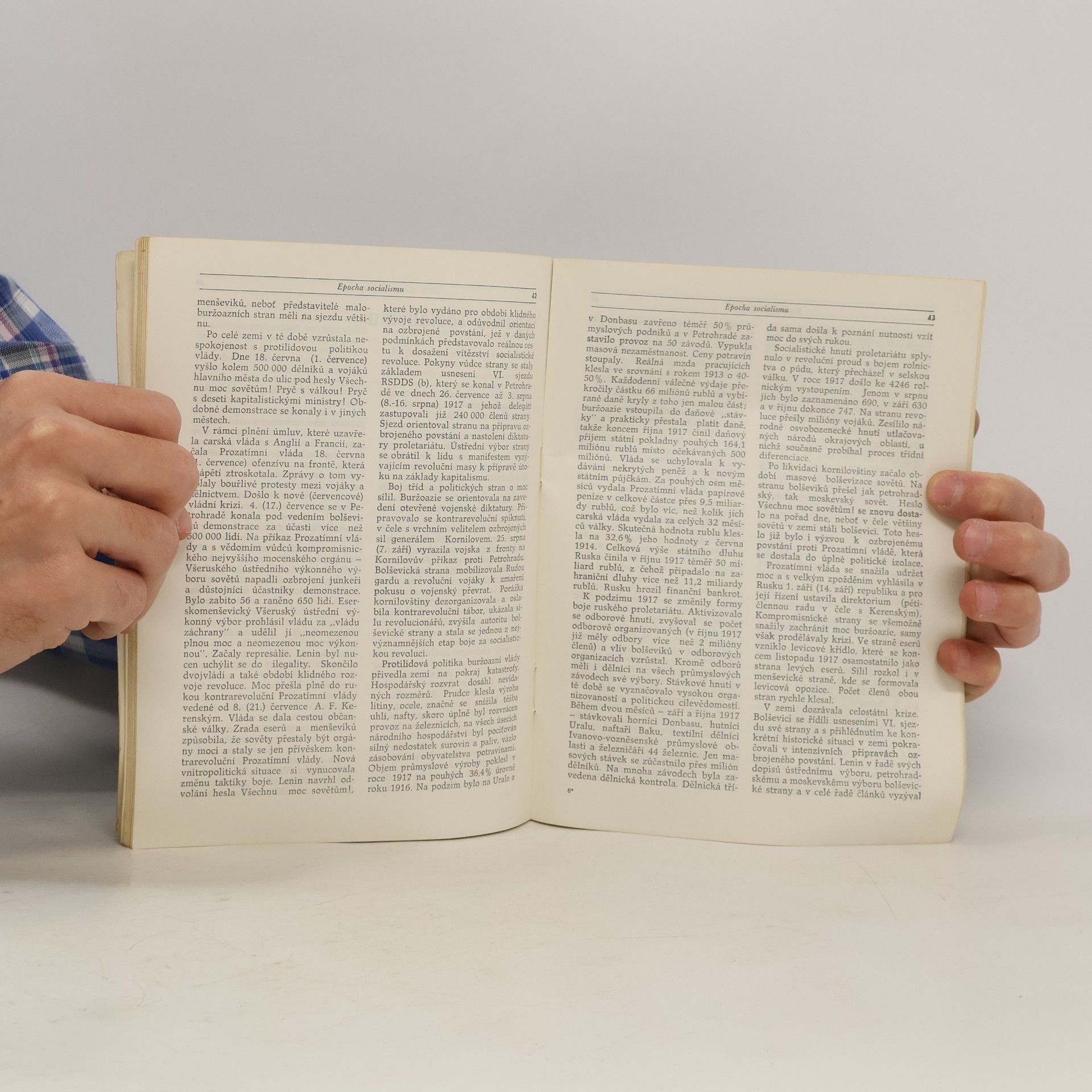 Collectif d'auteurs SSSR. Historický přehled.
