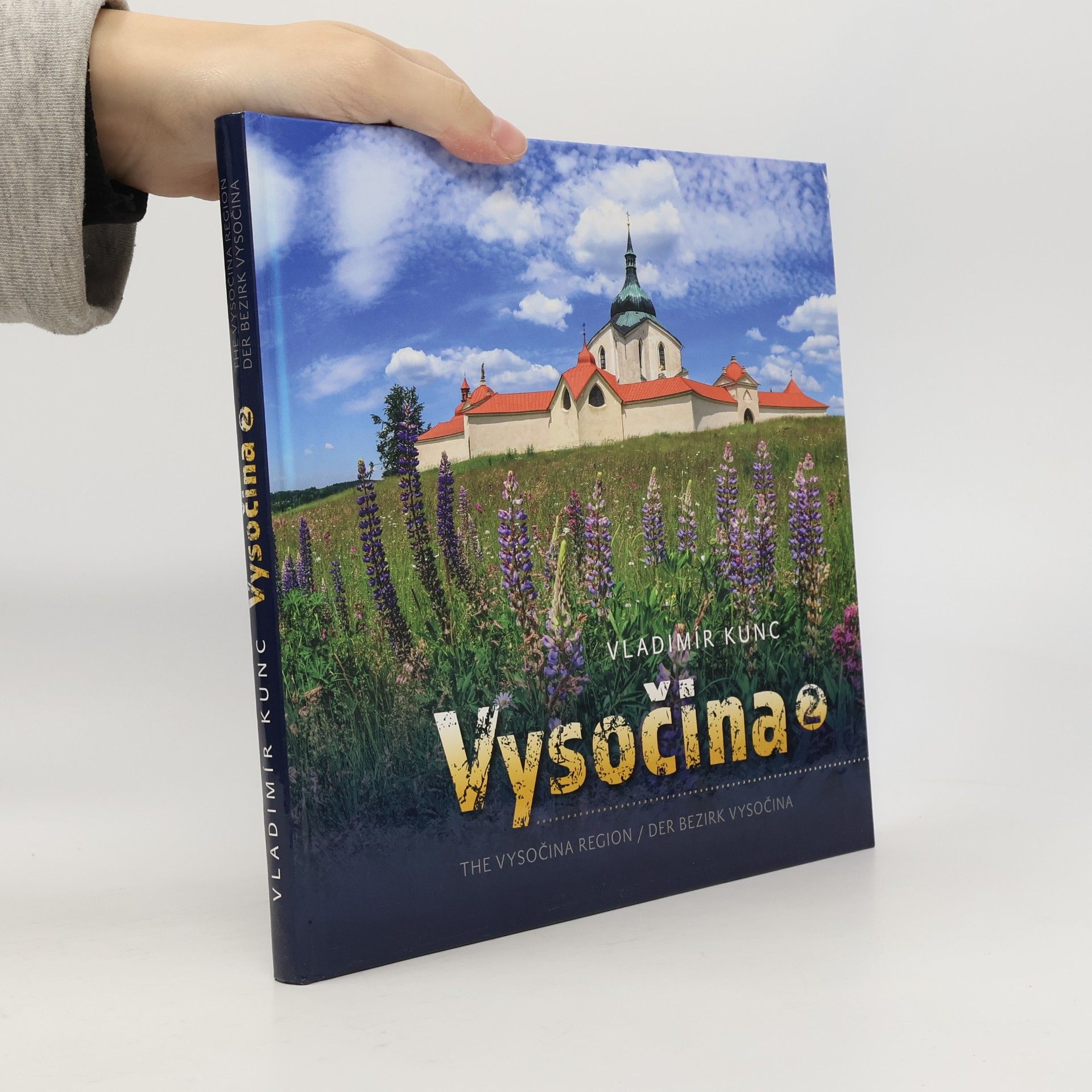 Vysočina 2 = The Vysočina region = Der Bezirk Vysočina