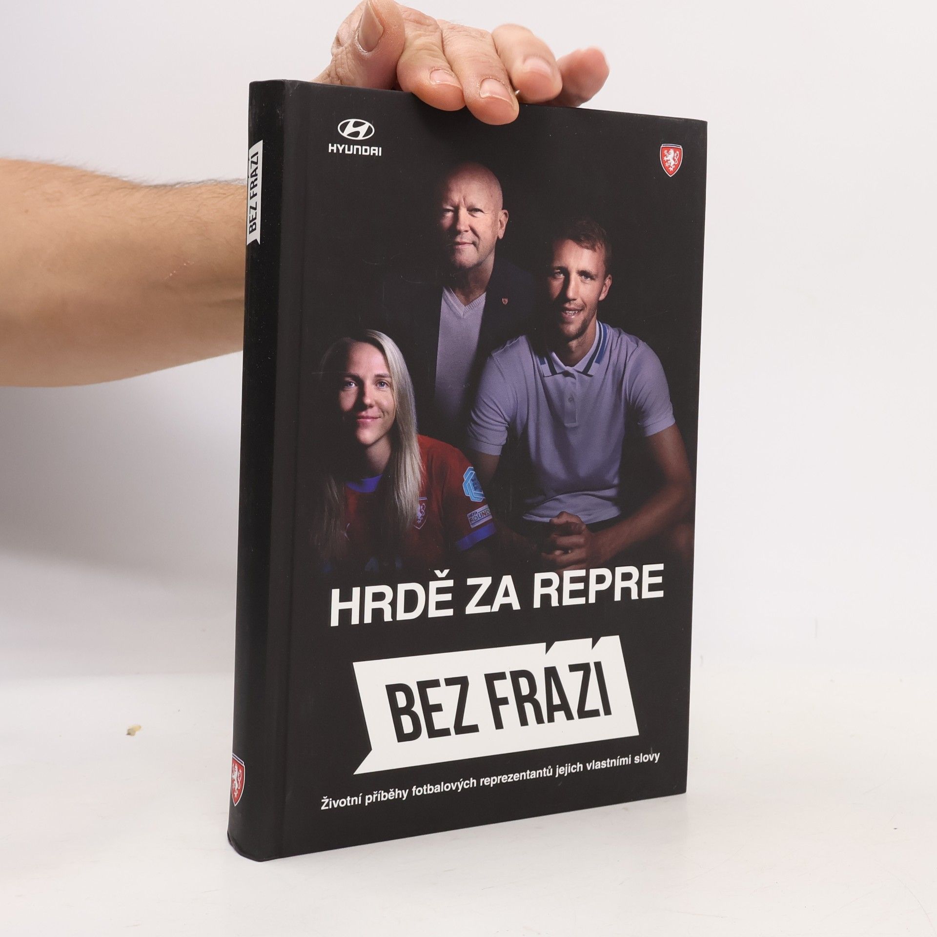 Bez frází. Hrdě za repre