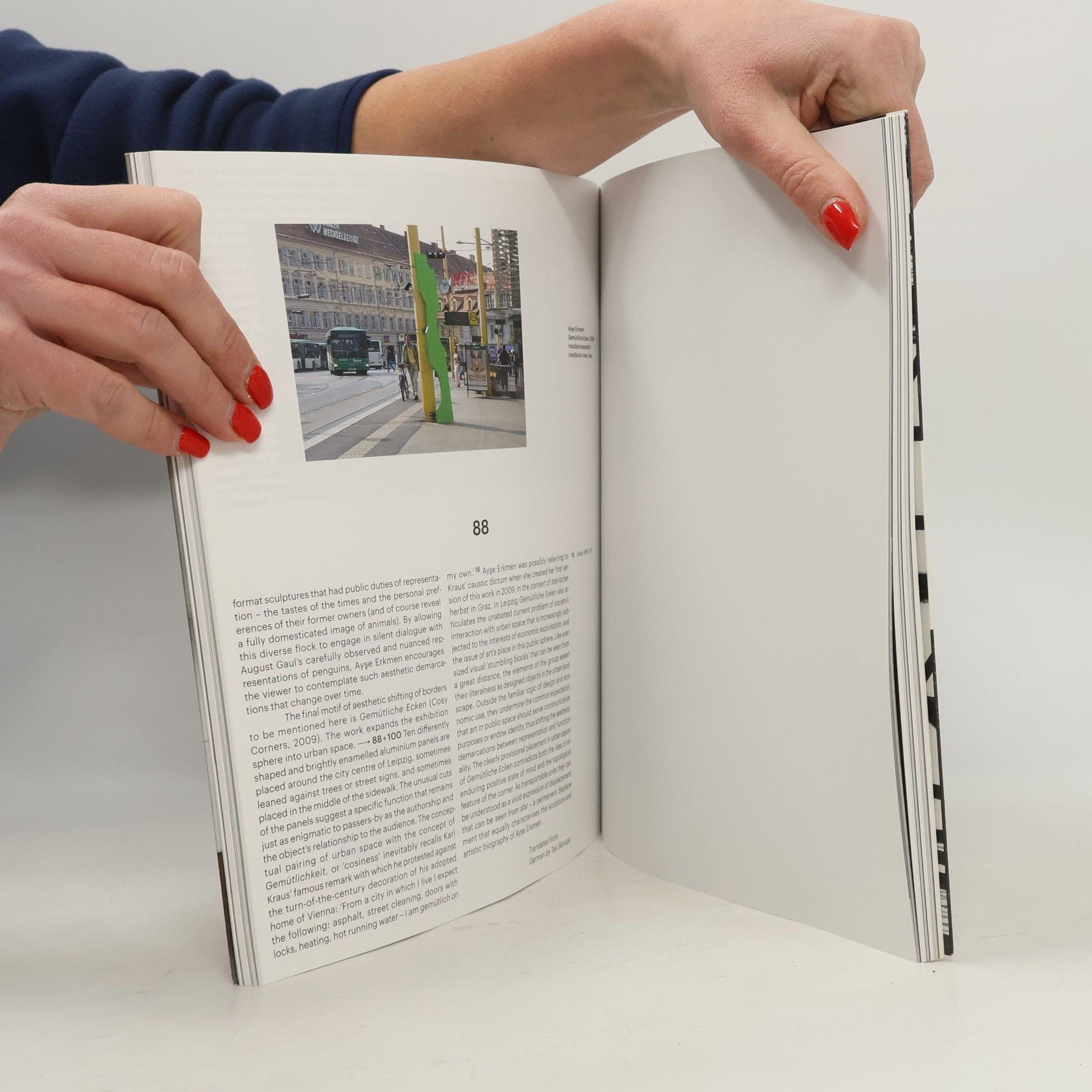 Ayşe Erkmen Ayşe Erkmen & Mona Hatoum, displacements / Entortungen