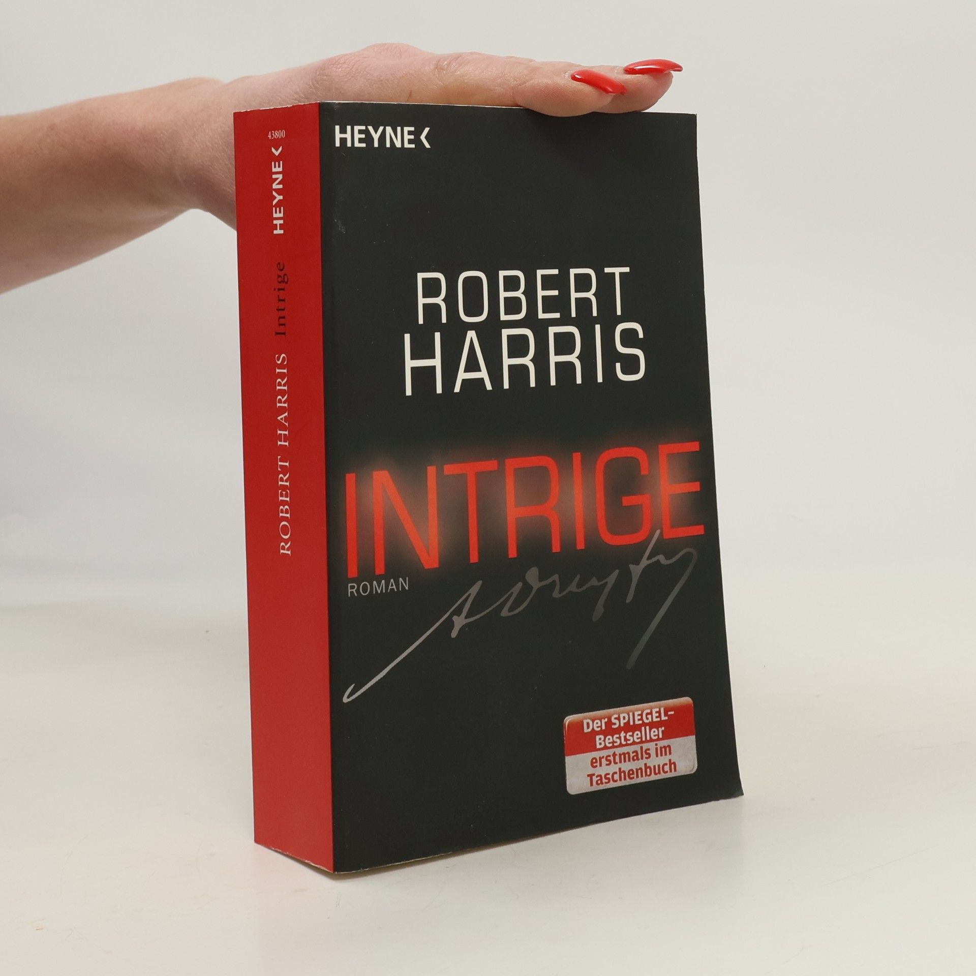 Intrige