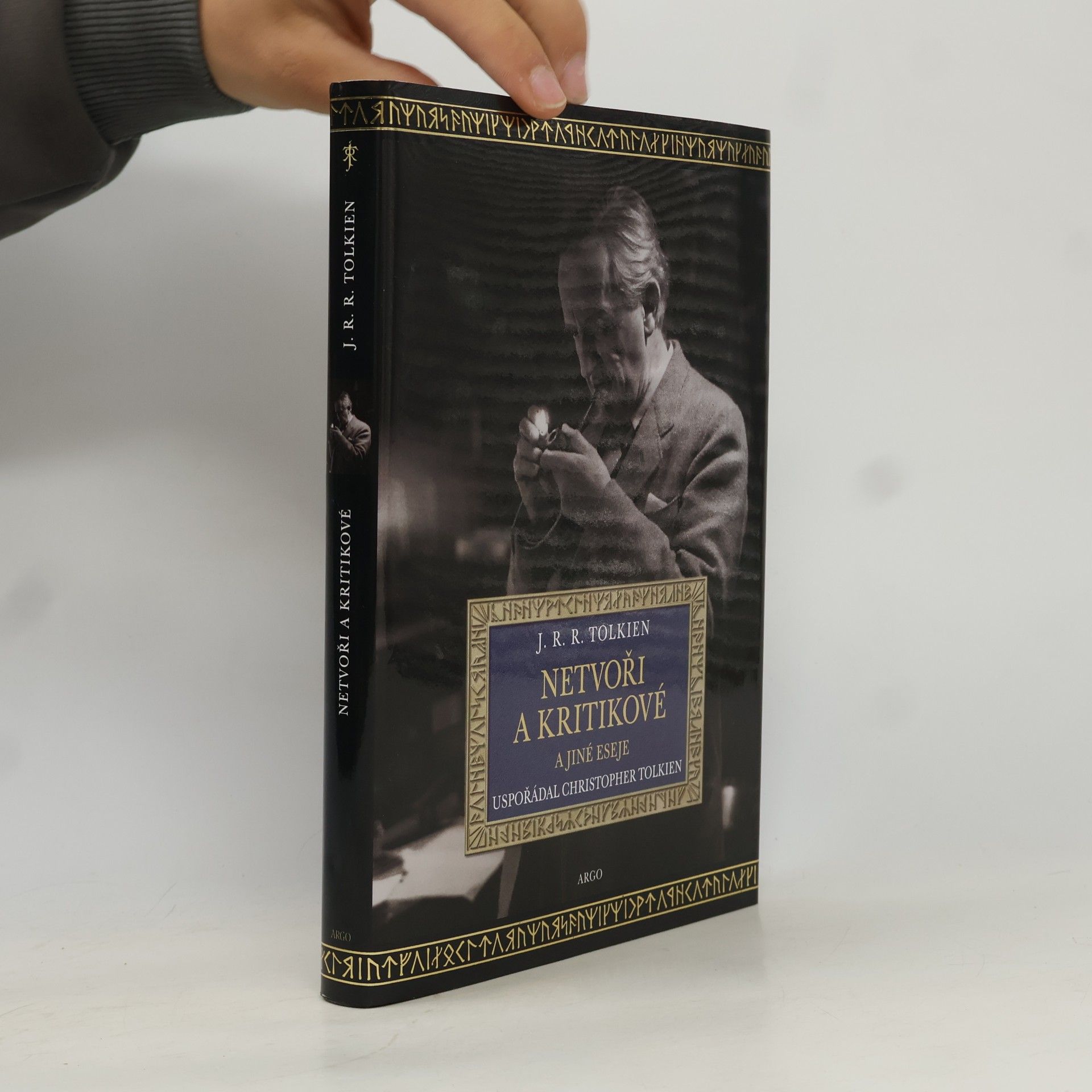 J. R. R. Tolkien Netvoři a kritikové