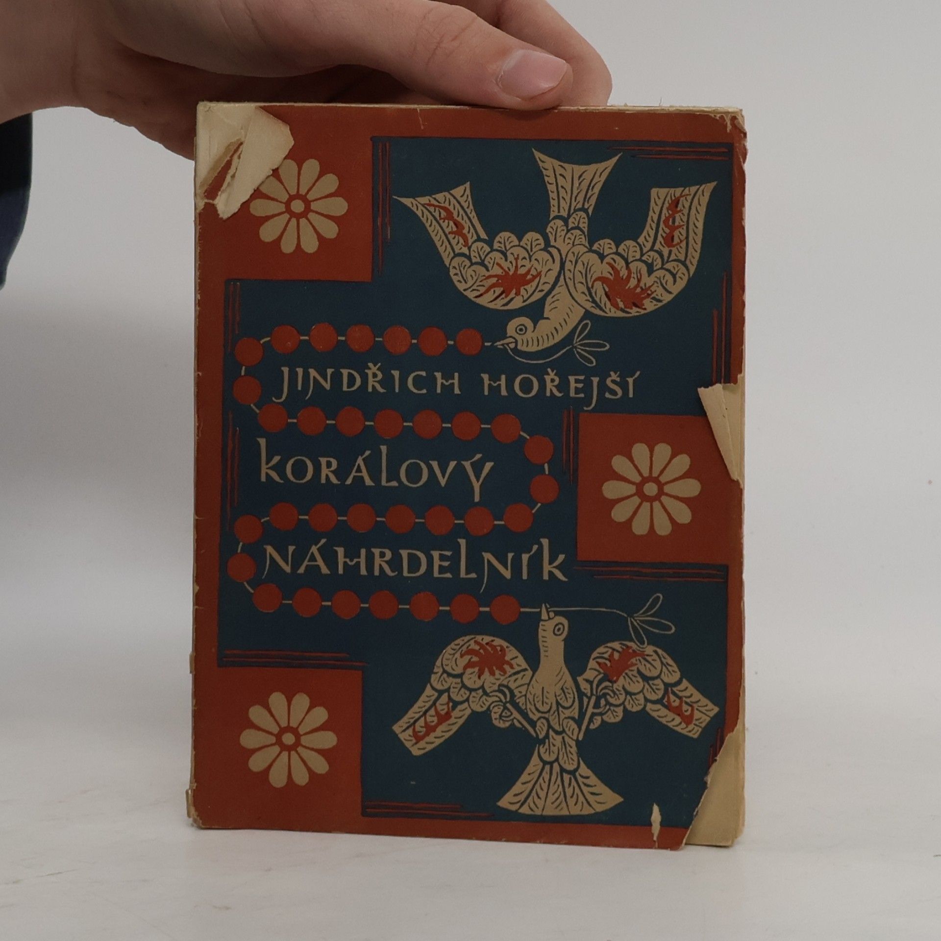 Jindřich Hořejší Korálový náhrdelník