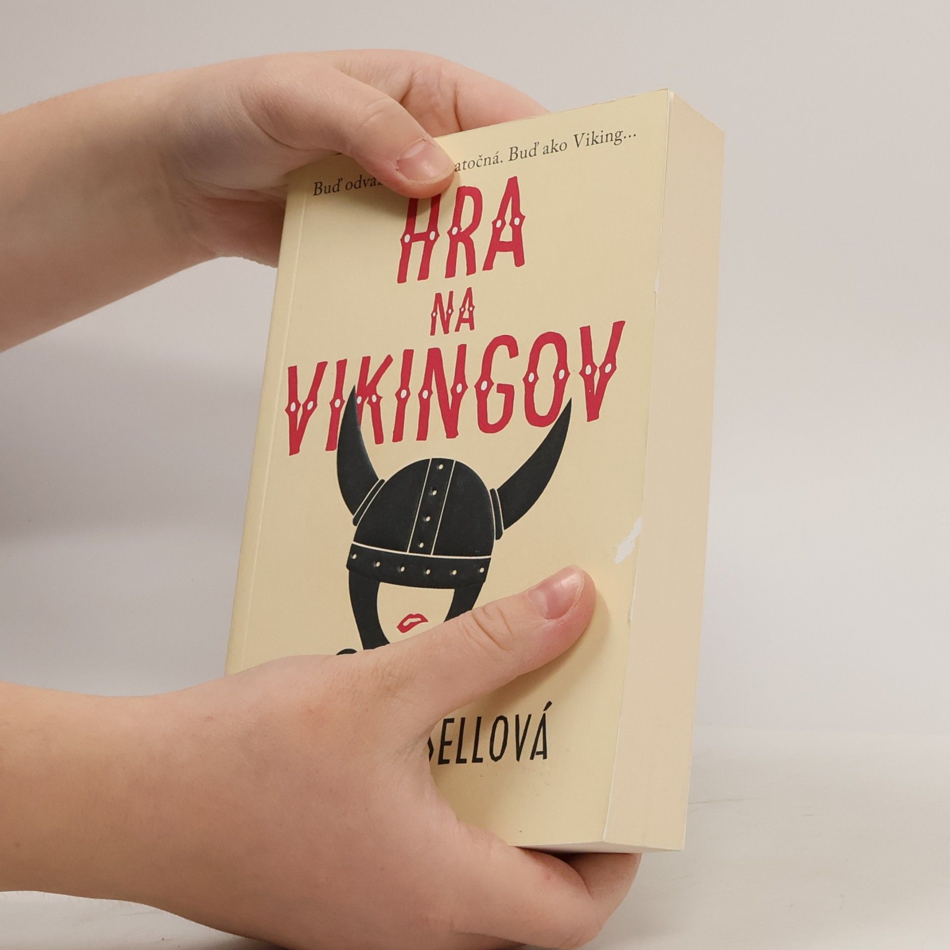 Helen Russell Hra na Vikingov