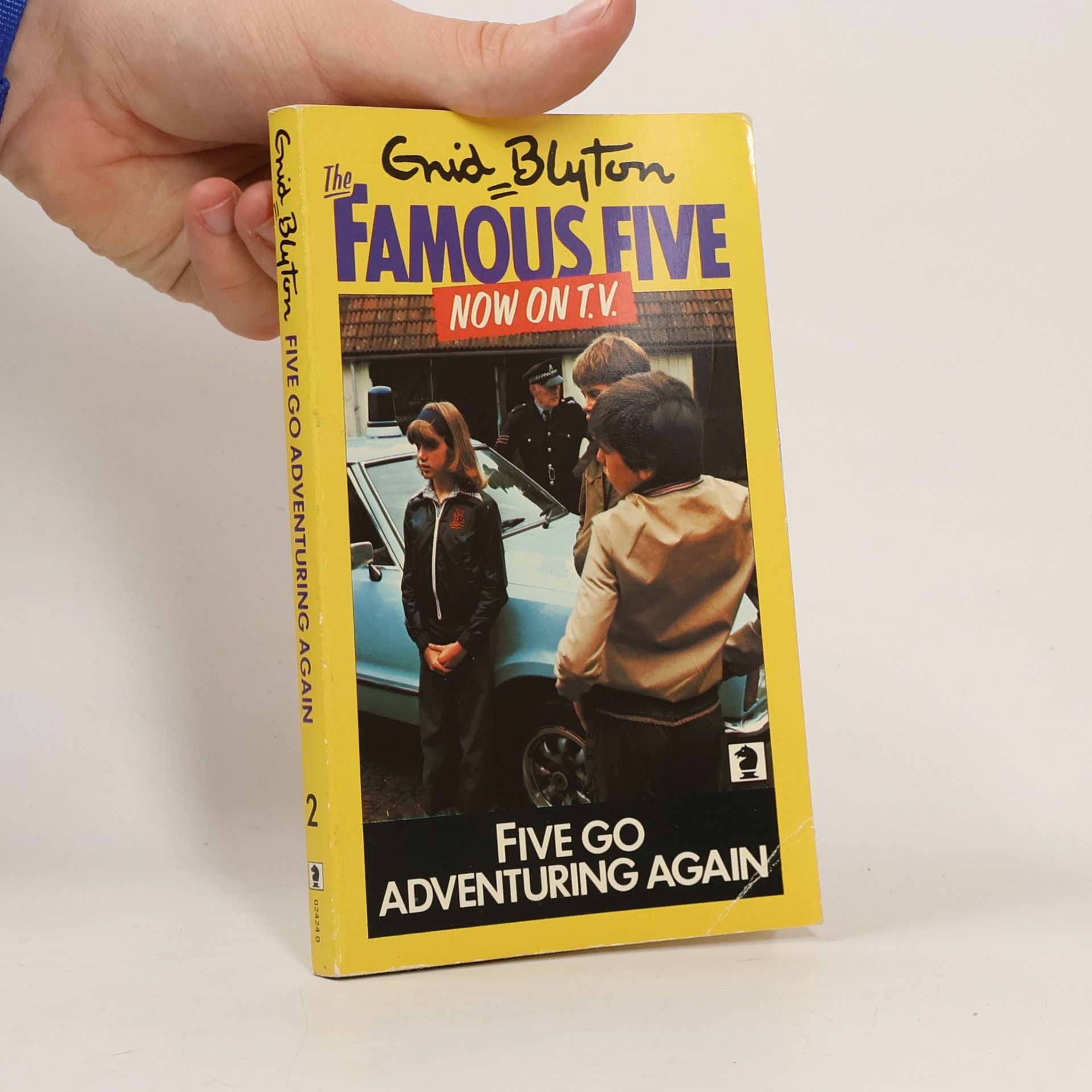 Five Go Adventuring Again