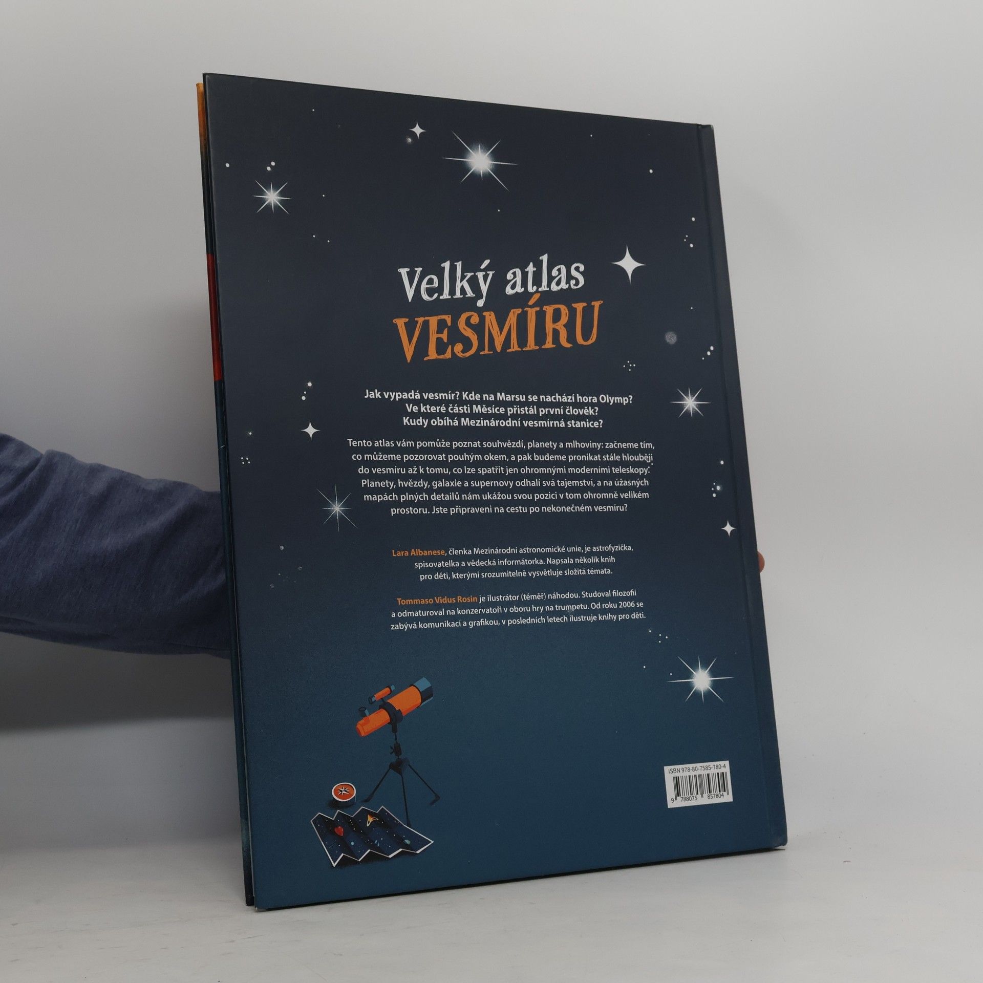 Lara Albanese Velký atlas vesmíru