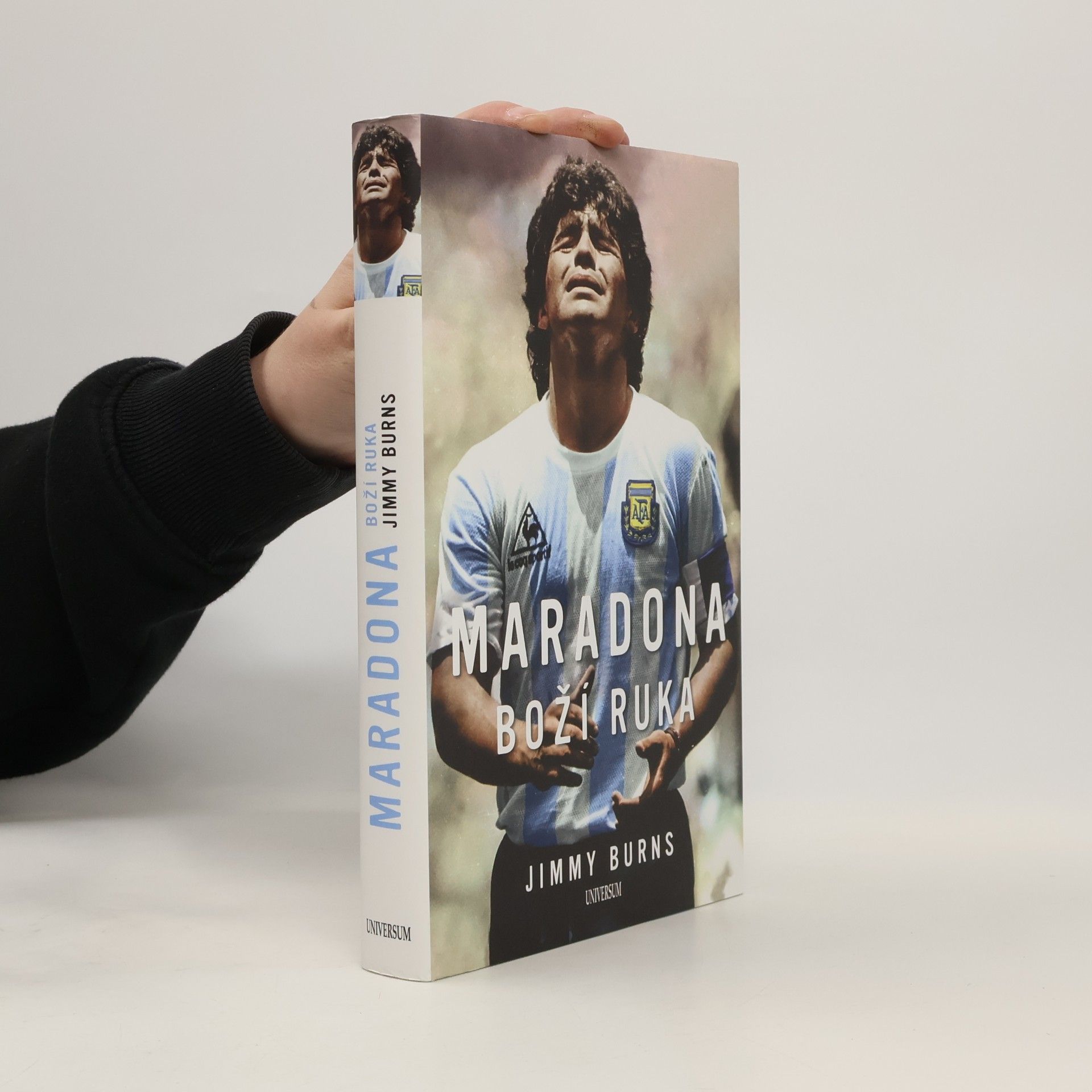 Maradona : The hand of God