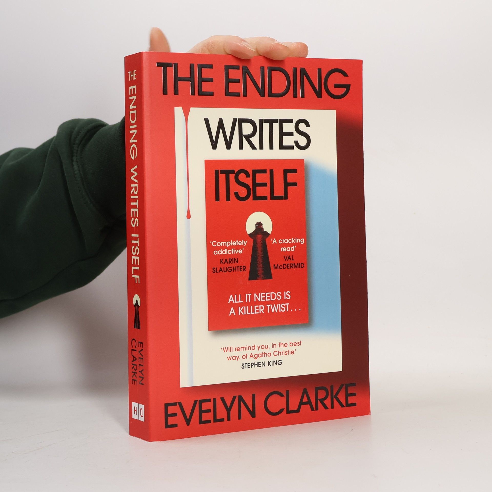 Evelyn Clarke The Ending Writes Itself: The Sunday Times bestselling twisty locked-room mystery crime thriller perfect for fans of Richard Osman and Anthony Horowitz for 2026!