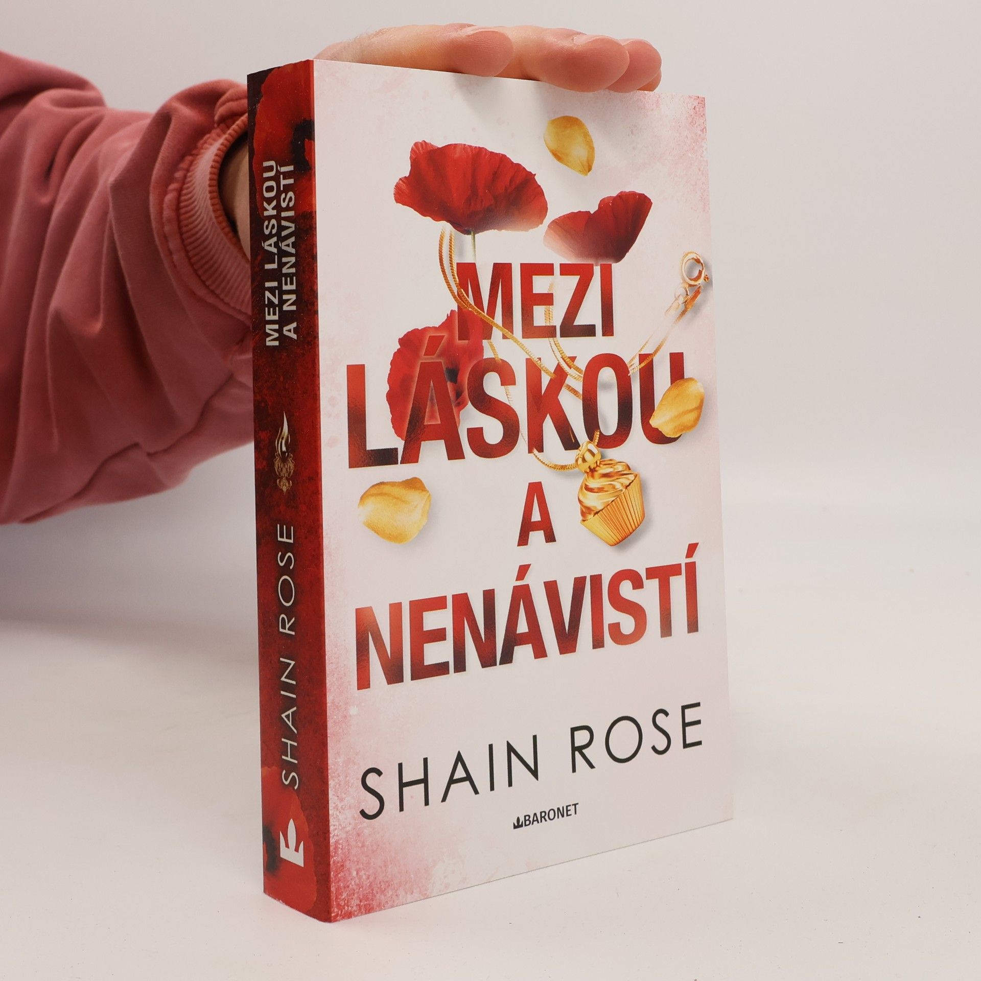 Mezi láskou a nenávistí