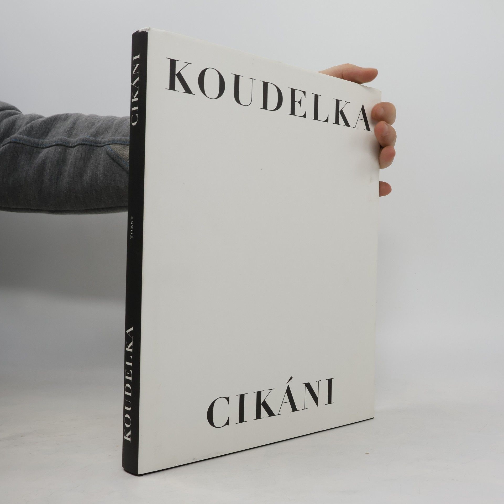 Cikáni
