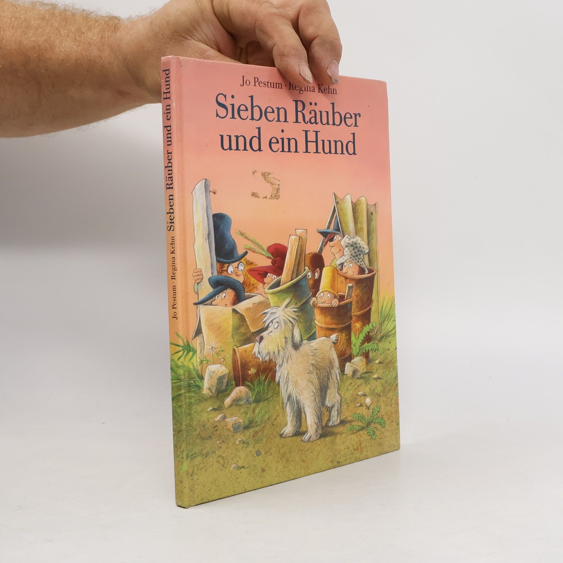 Sieben Räuber und ein Hund